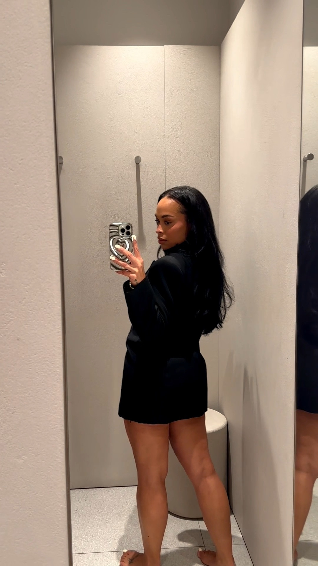 Talking Business 🖤

#LTKSaleAlert #LTKSeasonal #LTKStyleTip