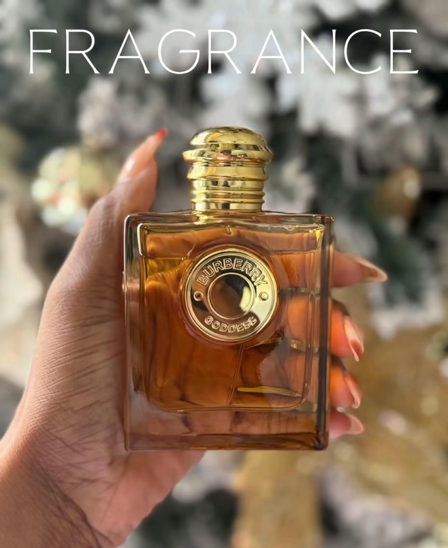 Scent of the day

Notes:
Warm & Spicy
Scent Type: Warm & Sweet Gourmands
Key Notes: Quatuor Vanilla, Lavender Essence, Patchouli

#LTKBeauty