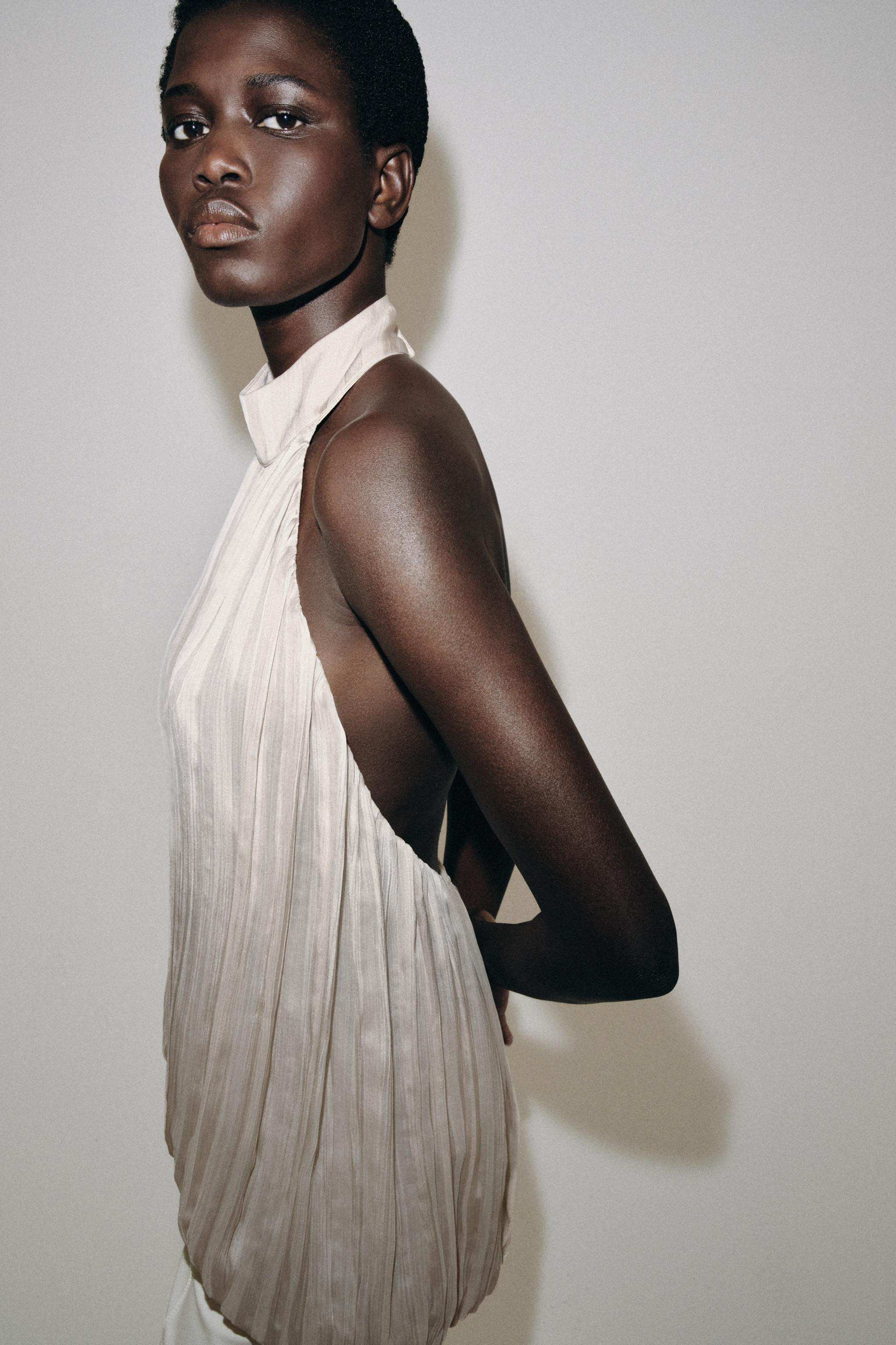 ZW COLLECTION PLEATED HALTER TOP | Zara US