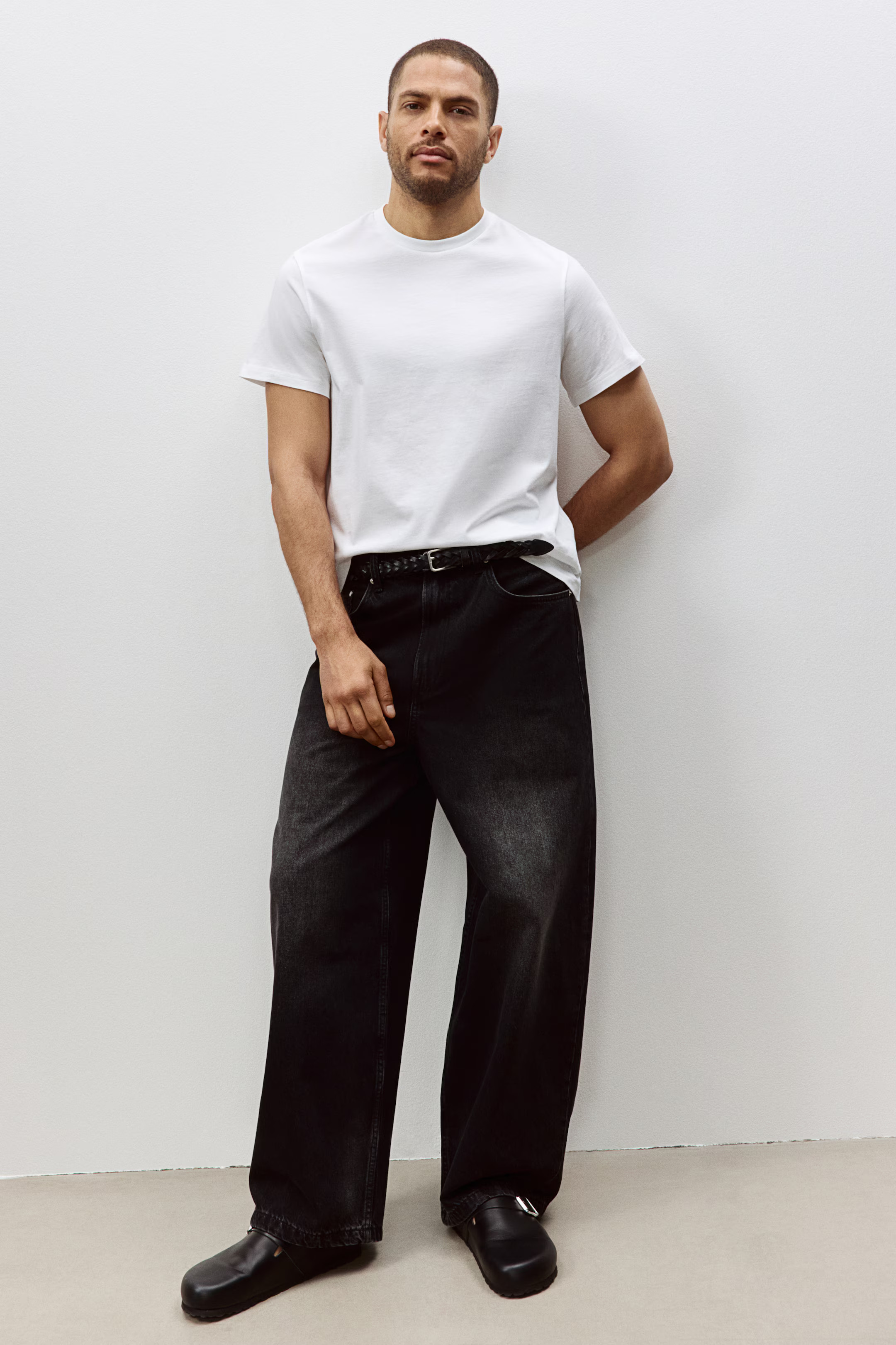 Regular Fit T-shirt | H&M (US + CA)