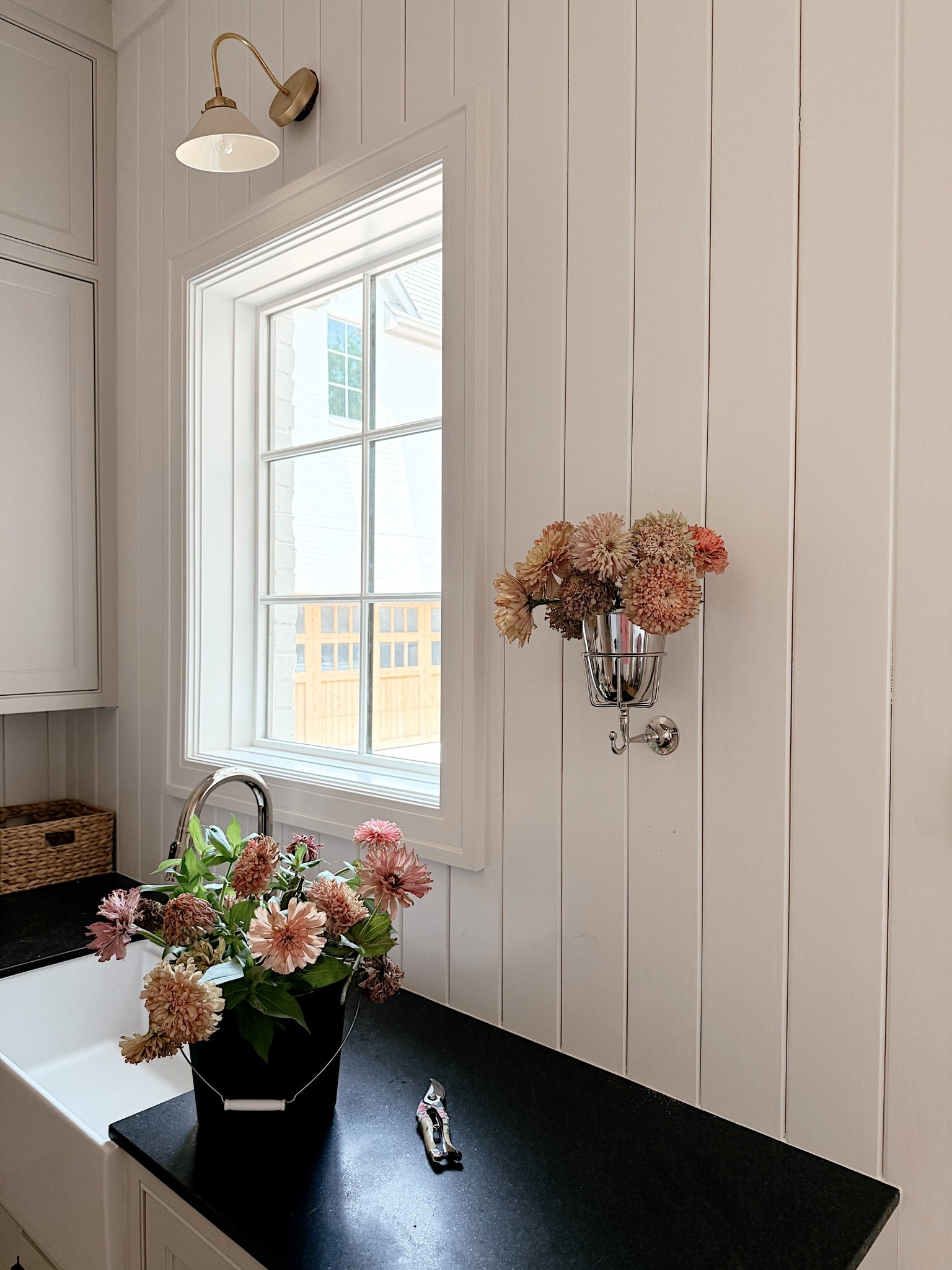The dreamiest

Home decor
Vase
Flowers
Home design

#LTKHome