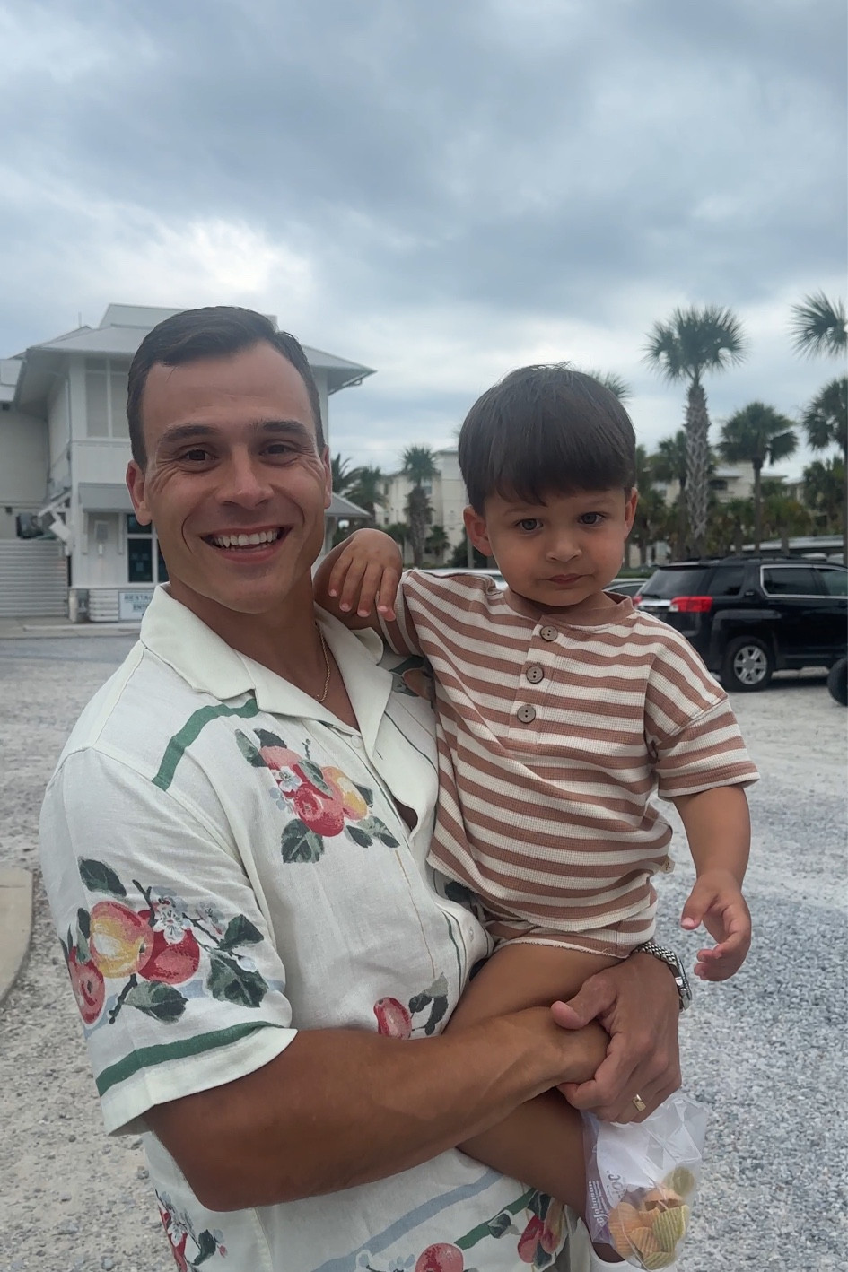 Abercrombie men’s, travel style, toddler outfit

#LTKFamily #LTKMens #LTKKids