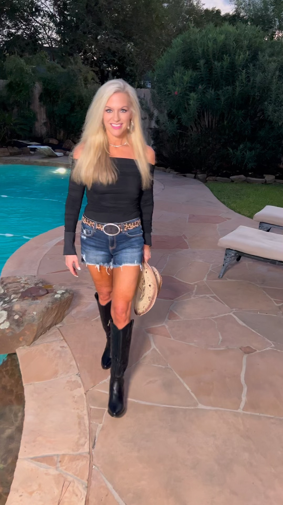 Such a fun outfit for a night out!! I am 5’4”, 113 lbs and wearing size small!🤠👢🍁

#LTKFindsUnder50 #LTKShoeCrush #LTKSeasonal
