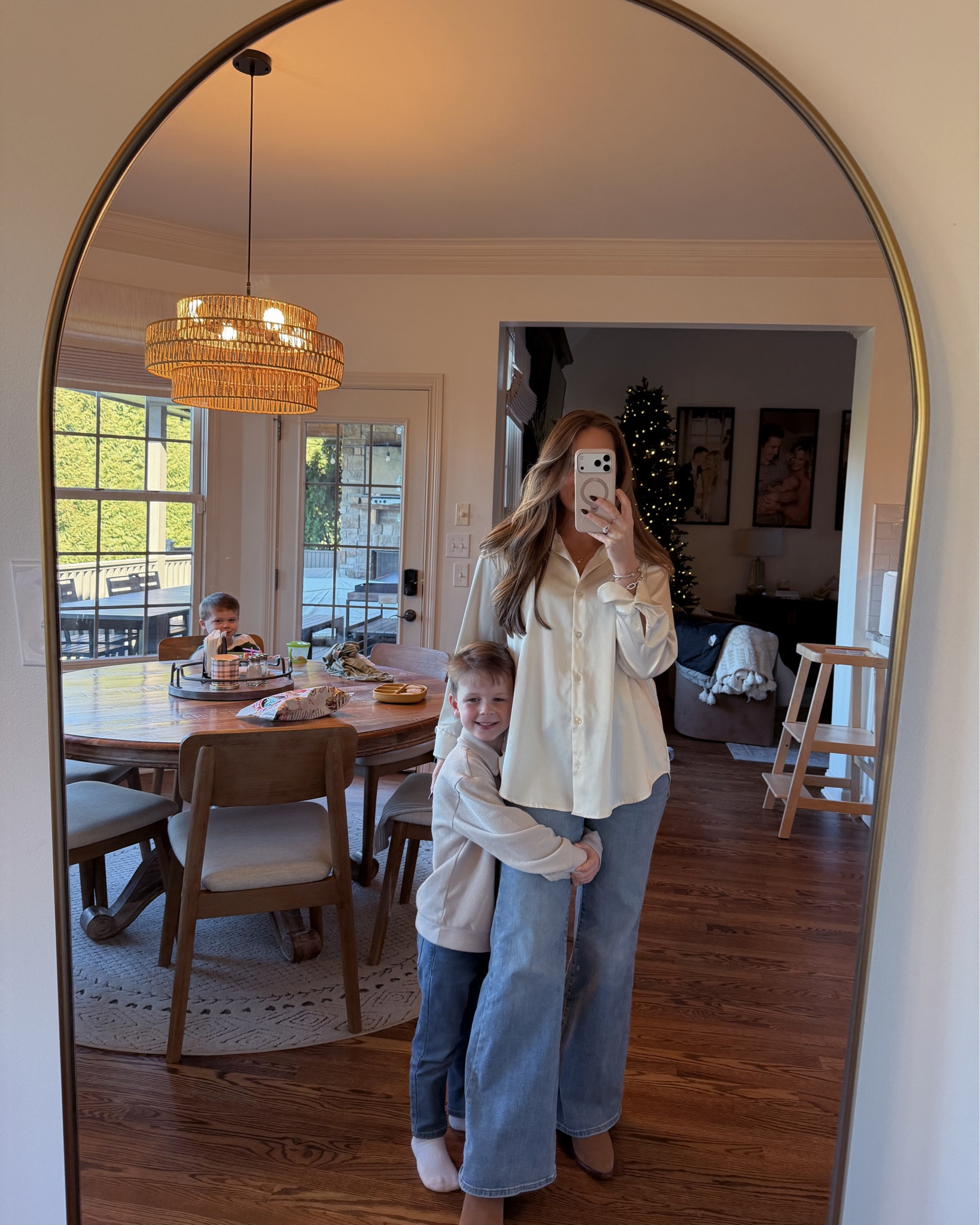 Sunday church OOTD 🤍 Jeans are old from WHBM! 