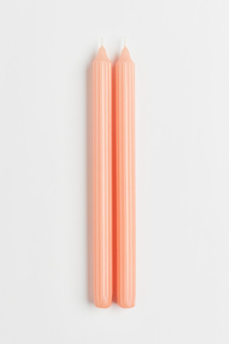 2-pack fluted candles | H&M (UK, MY, IN, SG, PH, TW, HK)