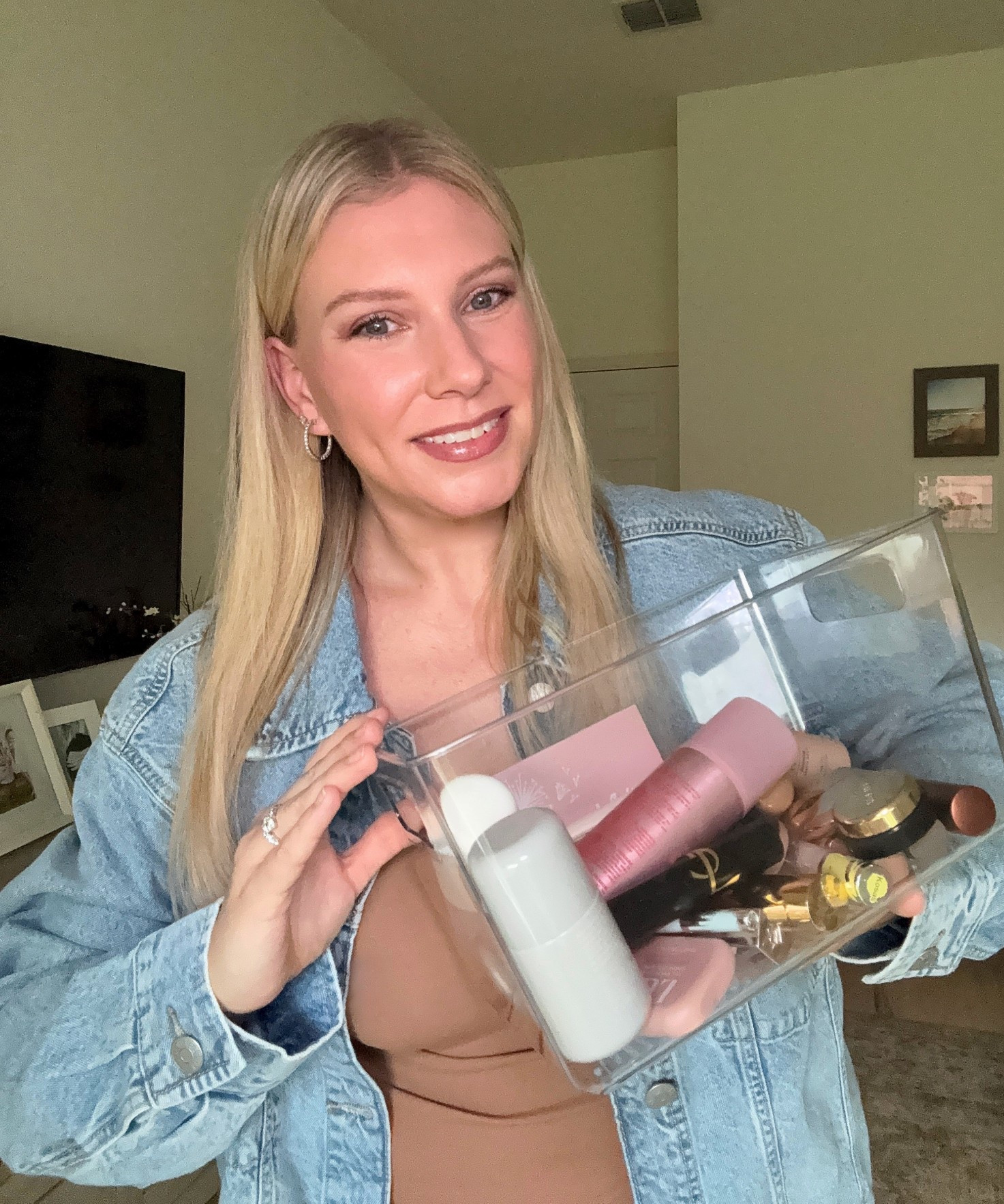 
Rouge members 20% off: 4/10-4/20
VIB 15% off: 4/14-4/20
Insiders 10% off: 4/14-4/20
Use code: SPRINGSALE

#sephora #salesevent #makeup #beautyfaves 

#LTKBeauty #LTKSaleAlert #LTKgrwm