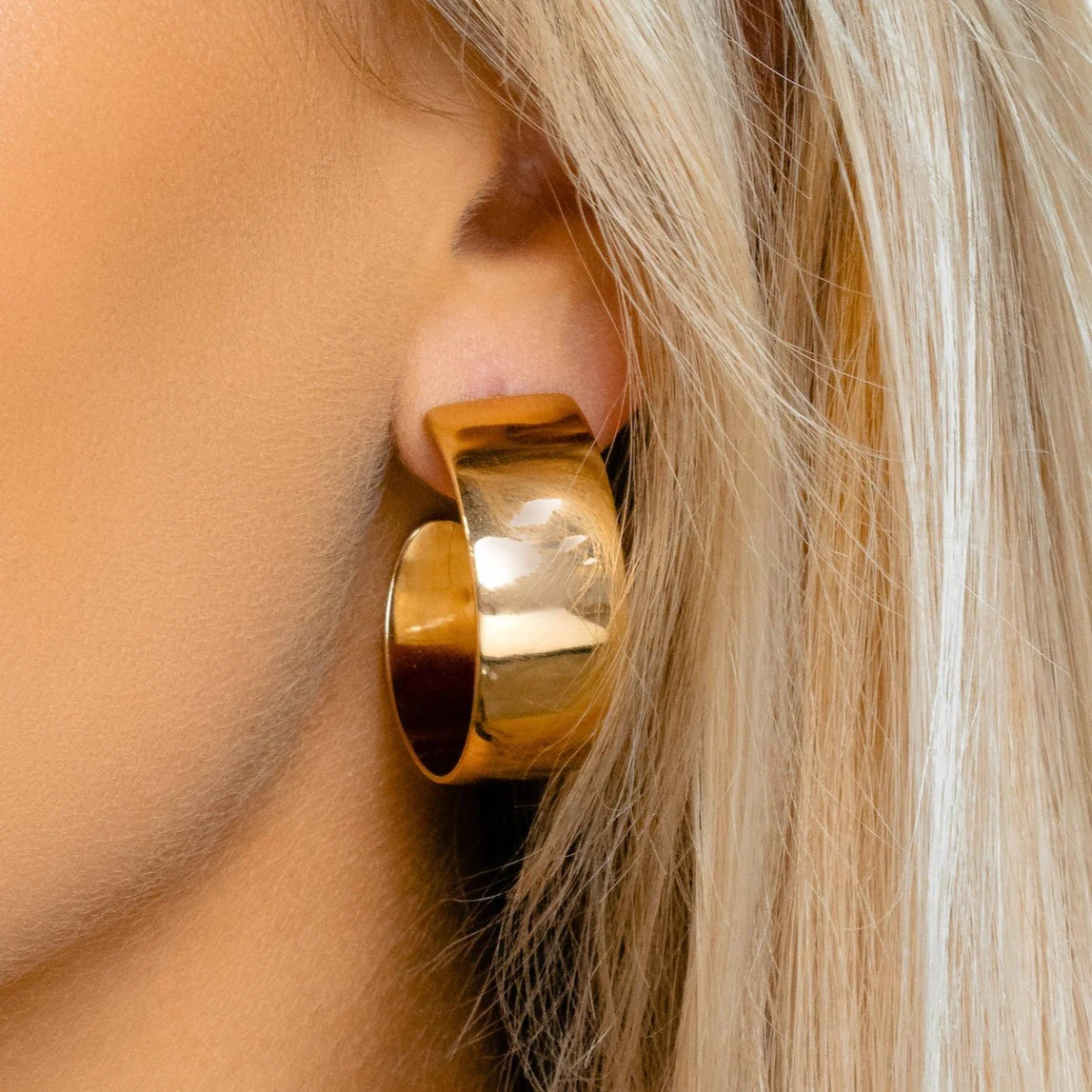 The Classic Half Hoop | Jaclyn Roxanne