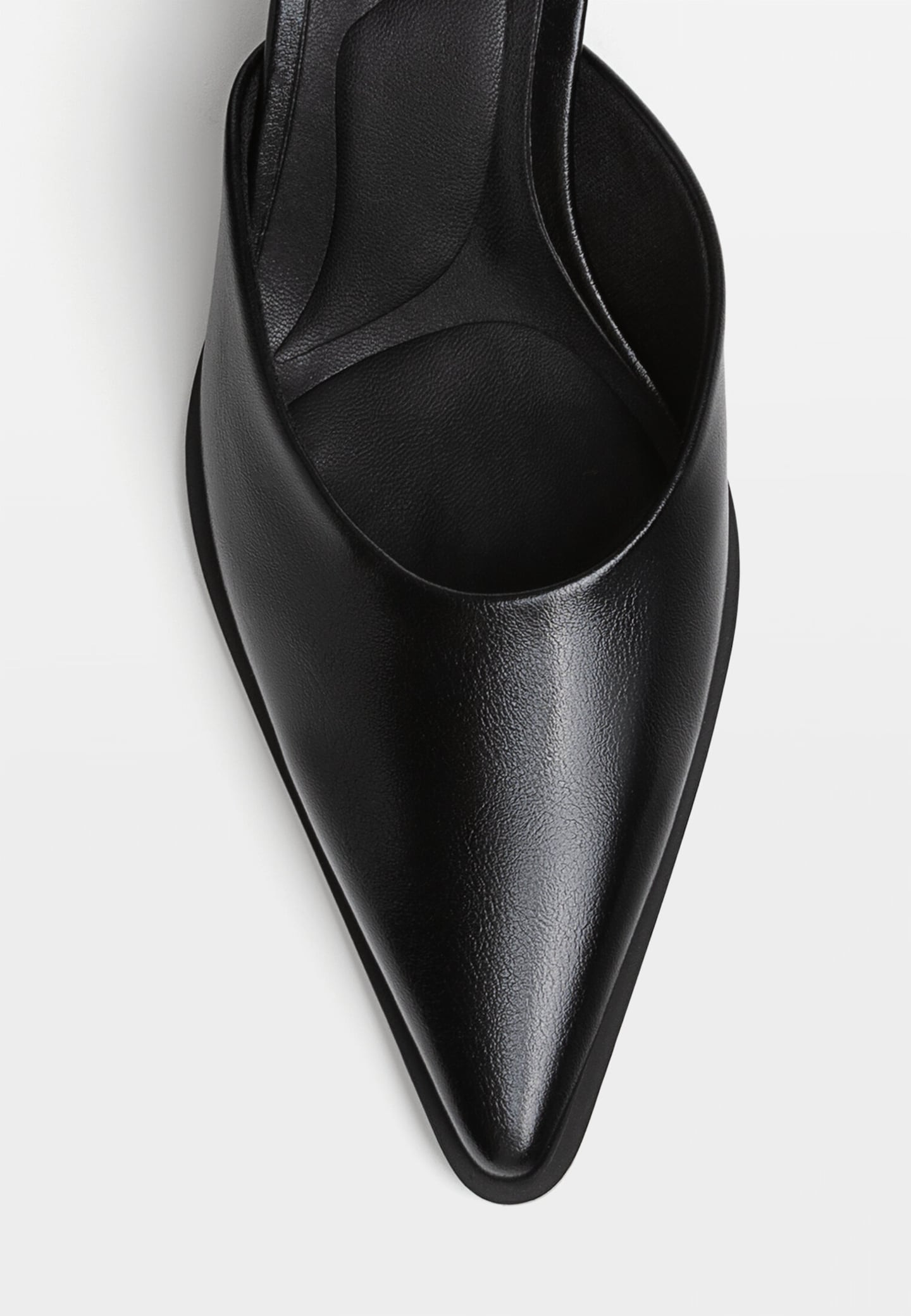 Kitten-heel mules | Stradivarius (UK)