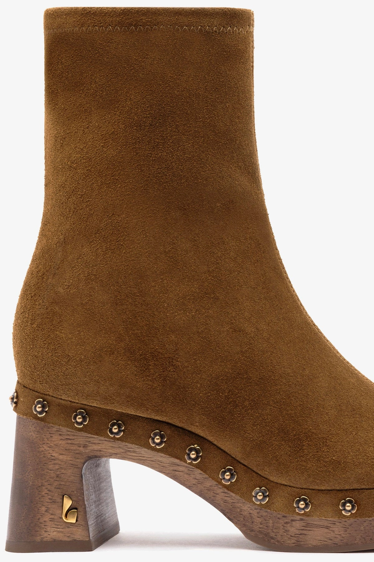 Dolly Low Wooden In Russet Suede | Larroude