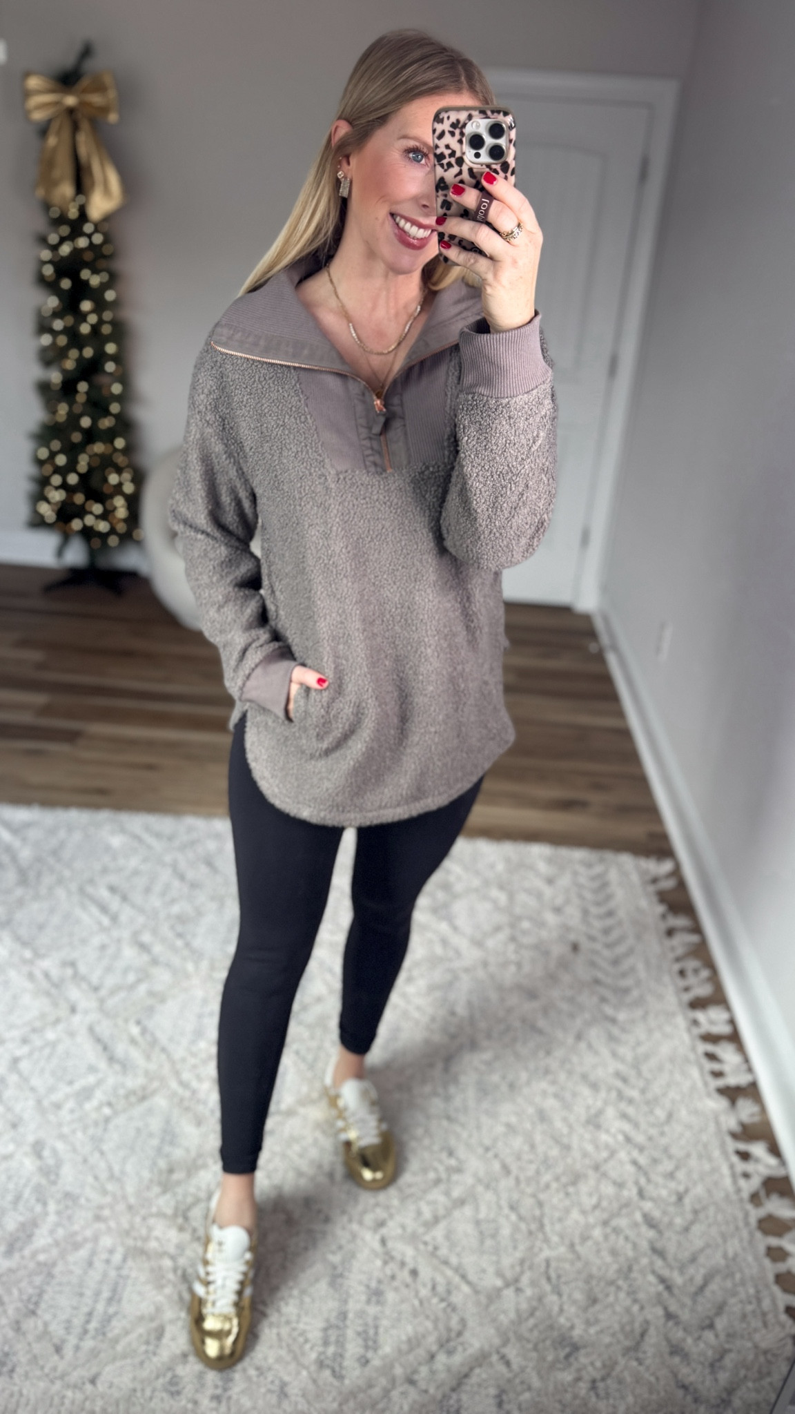 Daily try on, Maurice’s sherpa pullover with black leggings from aerie 

Size small 

#LTKmomlife #LTKFindsUnder50