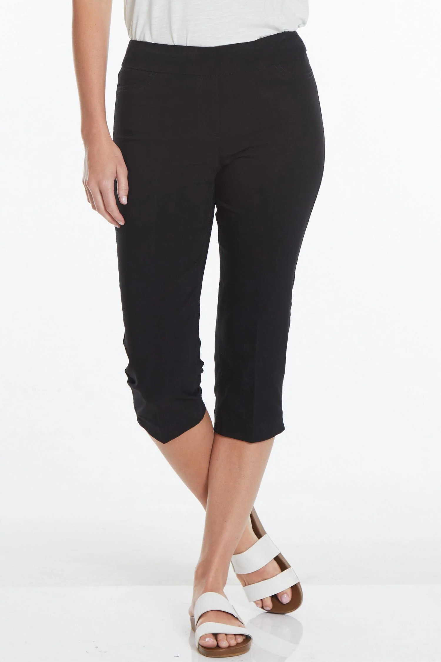 Pull On Capri Pant In Black | Shop Simon