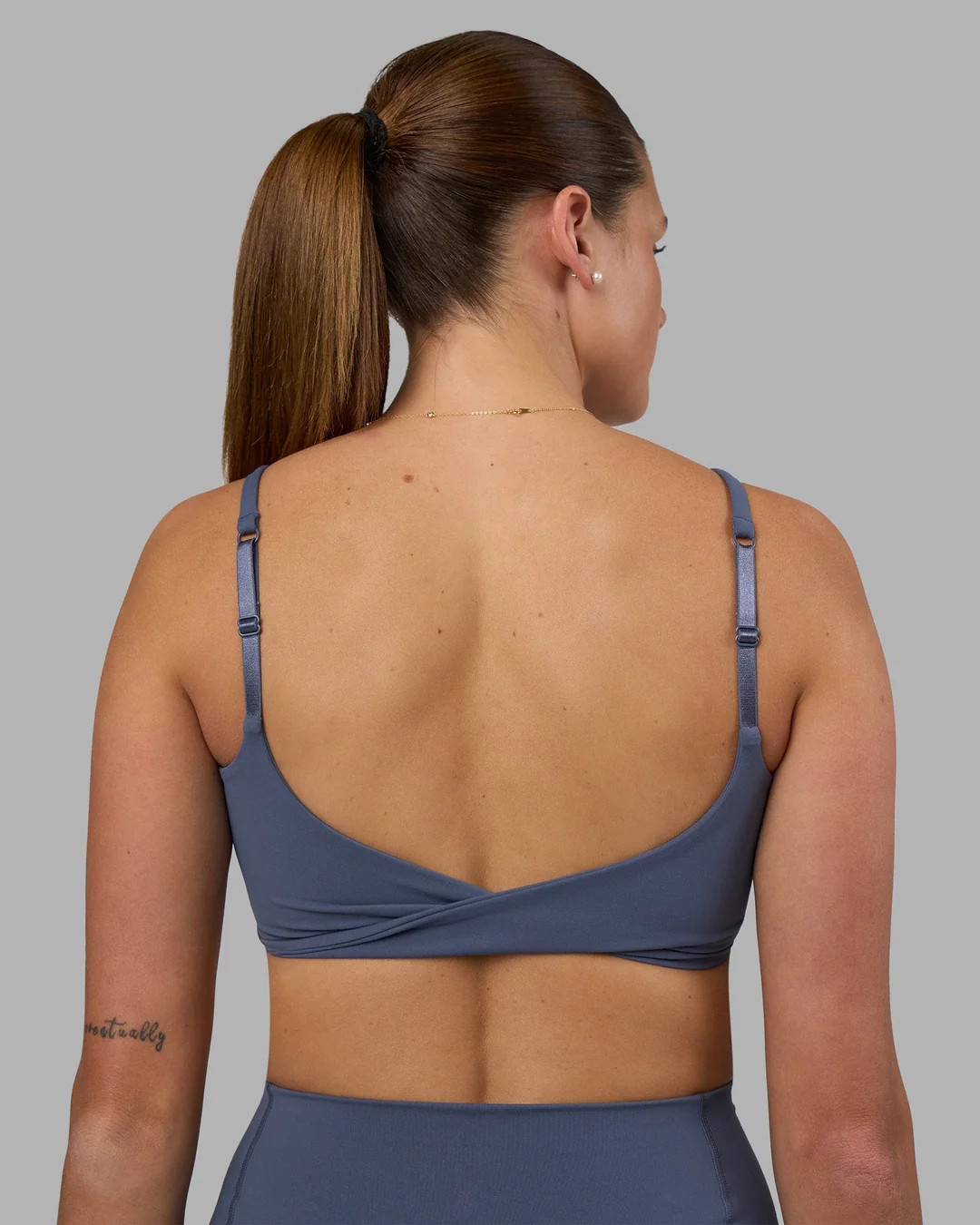 Twist Sports Bra - Night Shadow | LSKD | LSKD