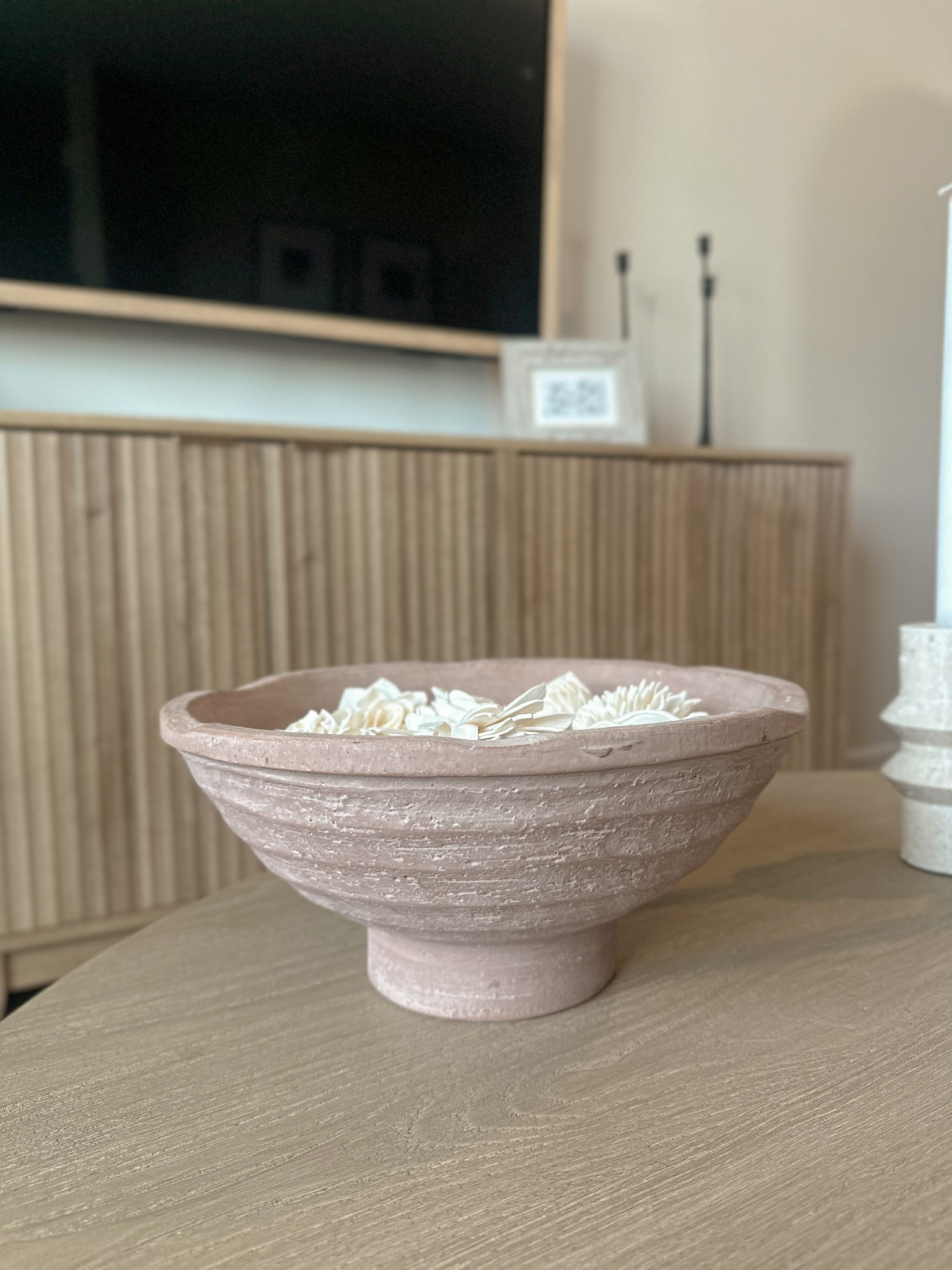 Follow for home decor inspiration @kaitlynmackenzee 🤍

#interiordesign #boujeeonabudget #afforablehomedecor #homedecorInspo #neutralhomeedit #earthydecor #boujieonabudget #bedroominspiration #cozyhome
#makeyourhouseahome #organichome #neutraldecor 


Follow me @kaitlynmackenzee on Instagram for more home decor inspo, styling tips and sale finds
Sharing all my favorites in home decor, home finds, neutral home, affordable home decor, modern, organic, target, target home, magnolia, hearth and hand, studio McGee, McGee and co, pottery barn, amazon home, amazon finds, sale finds, kids bedroom, primary bedroom, living room, coffee table decor, entryway, console table styling, dining room, vases, stems, faux trees, faux stems, bedding, throw pillows, sale alert, sale finds, cozy home decor, rugs, candles, organic decor, earthy decor and so much more.


#LTKHome #LTKSaleAlert #LTKStyleTip