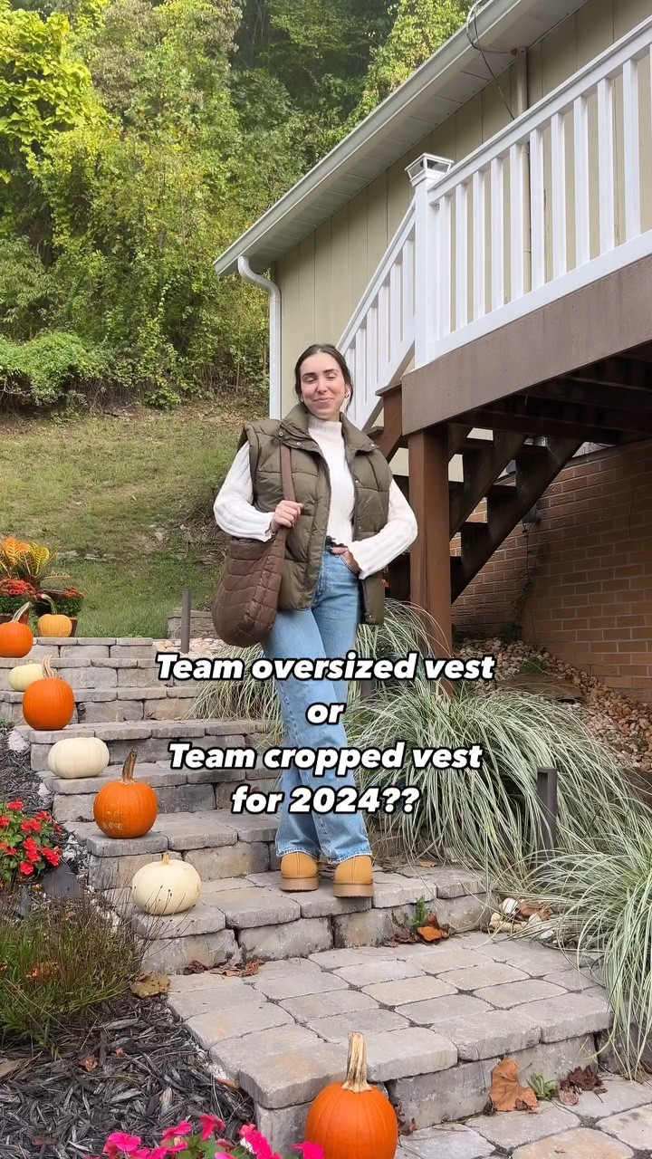 Honestly? Can’t pick a favorite.
Y’all know I’m a vest girl through and through 🤩

Puffer vests from Amazon and that each give a very different look. The green one is oversized on purpose. I ordered my true size in both! 

Comment “WANT” to receive outfit details straight to your DMs 🫶🏻

#momswithstyle #momootd #momoutfits #everydaystyle #outfitideas #casualstyle #amazonfashion #amazonvestlife #vestoutfit #fallfashion2024