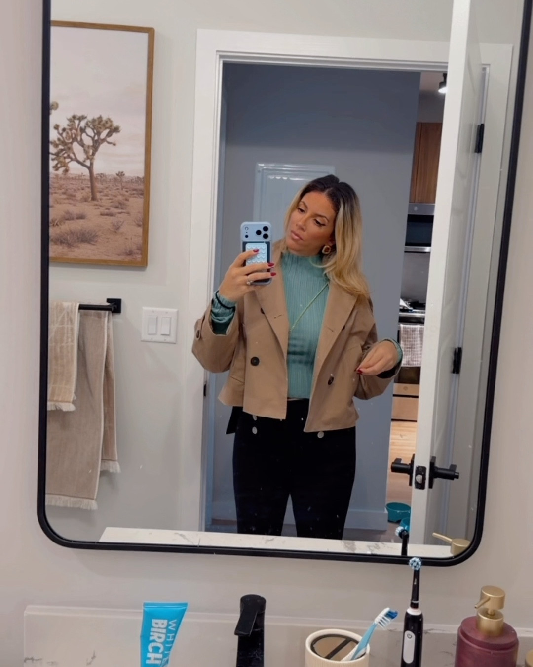 Today’s cute winter/fall outfit is giving chic, elegant and classic. 

Perfect Brown tan beige short jacket thin🧥 that Burberry look. It’s a beautiful light green turtleneck from revolve, chic vintage style earrings, flare black trousers pants with sparkly silver buttons. Rain coat 

#fashion #falllook #winterlook #chic #burberry #revolve #zarastyle #zara #chiclook #jacket #Neutrals #ootd #aldo #flare #trousers 

#LTKootd 

#LTKSeasonal