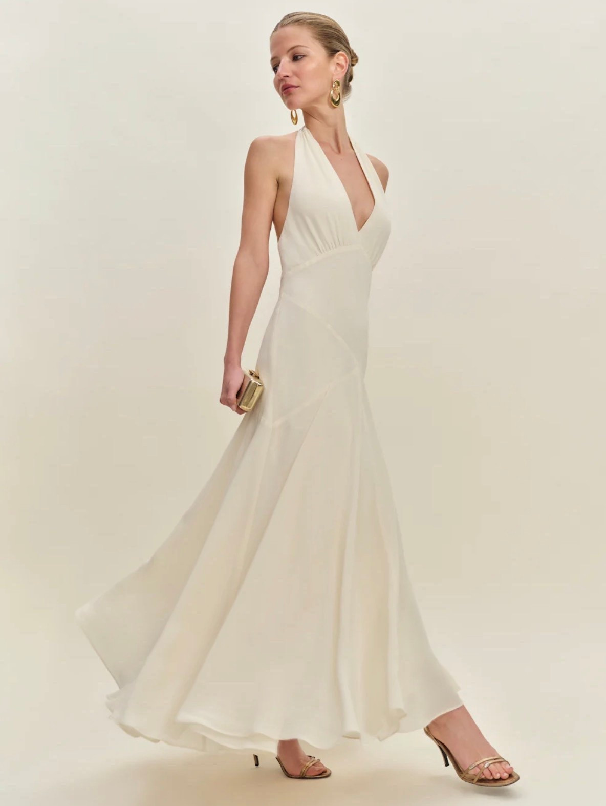 Briony Dress 

@Reformation #engagementdress
#engagementoutfit
#engagementparty
#justengaged
#bridalstyle
#bridetobe
#bridallooks

#LTKWedding