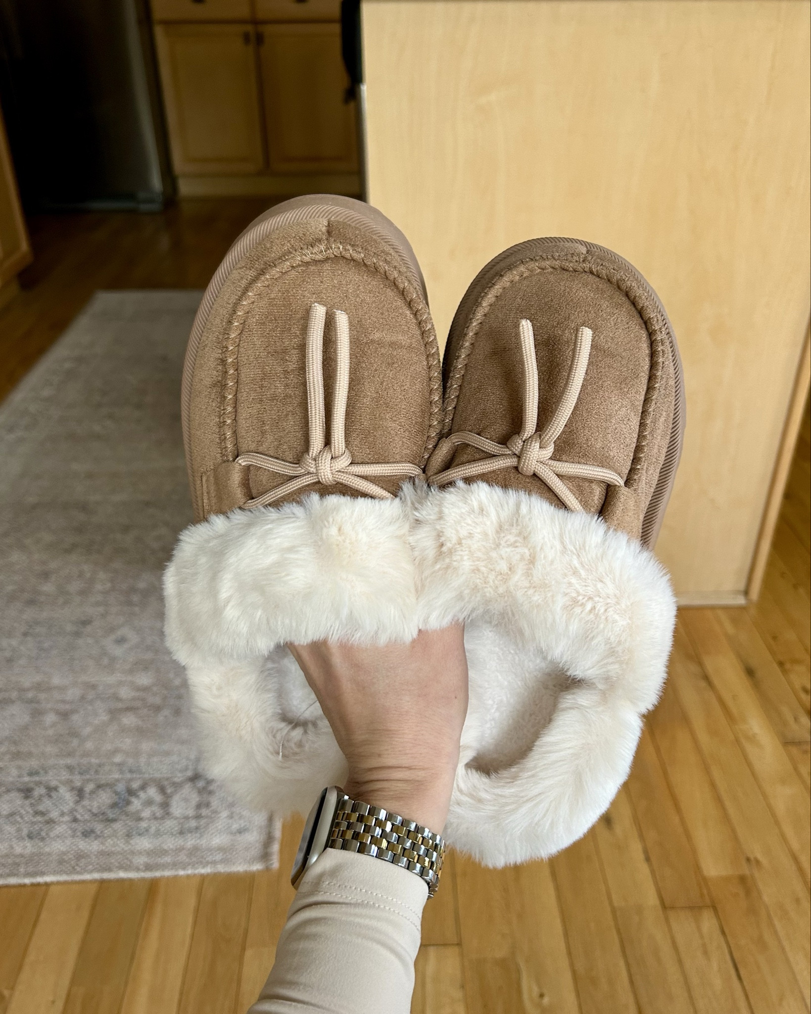 ok these Amazon slippies are a KEEP 🙌🏻
cozy, warm, cushy + they don’t slide off your heel 🧸

Got them in the coffee color & I sized down to a 6 (normally 6.5/7)


#amazonfinds #cozyslippers #platformslippers #cozyfinds #winterfinds 

#LTKSeasonal #LTKShoeCrush #LTKFindsUnder50