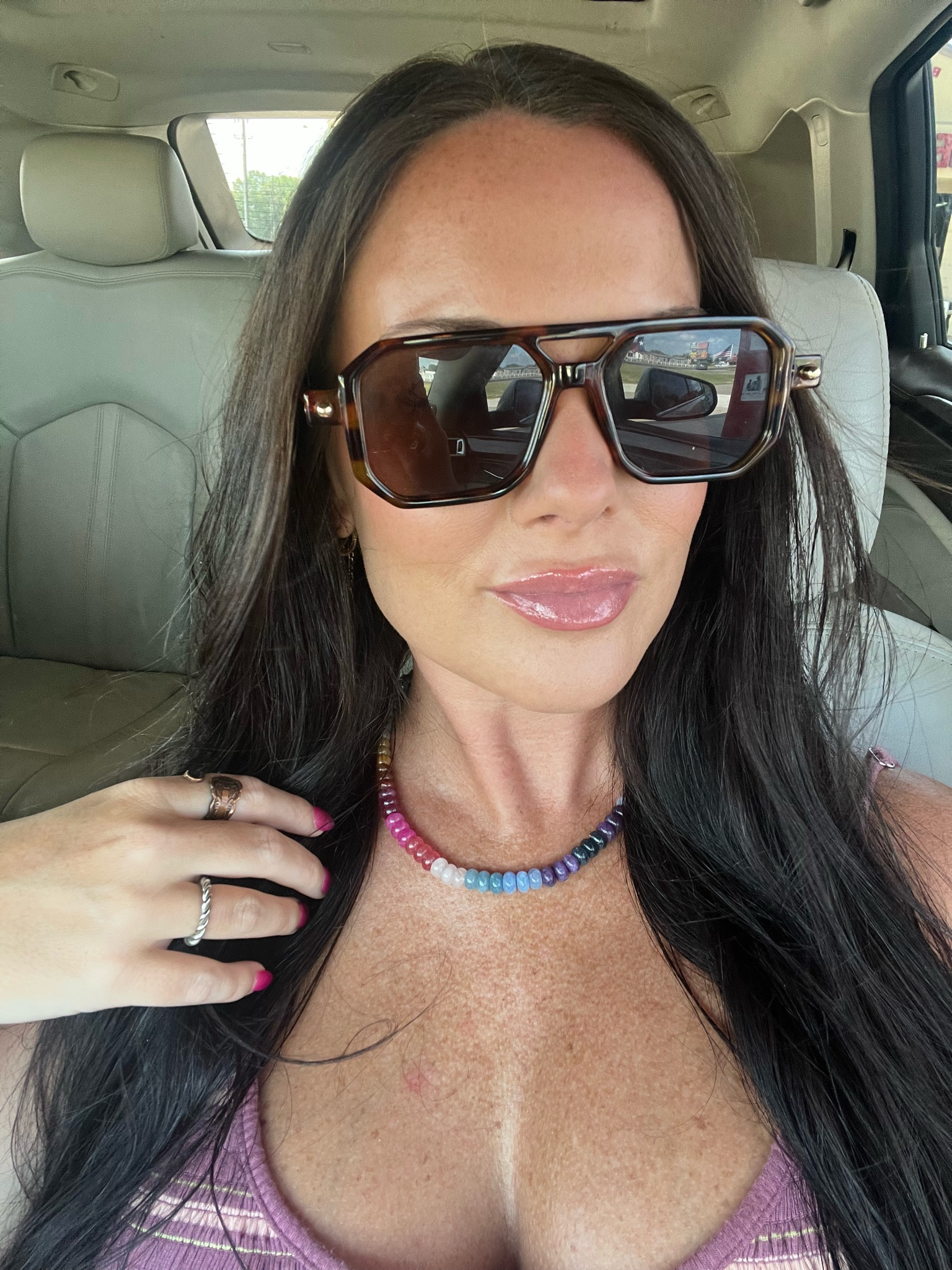 Amazon sunnies and necklace 

#LTKBeauty #LTKFindsUnder50 #LTKSummerSales