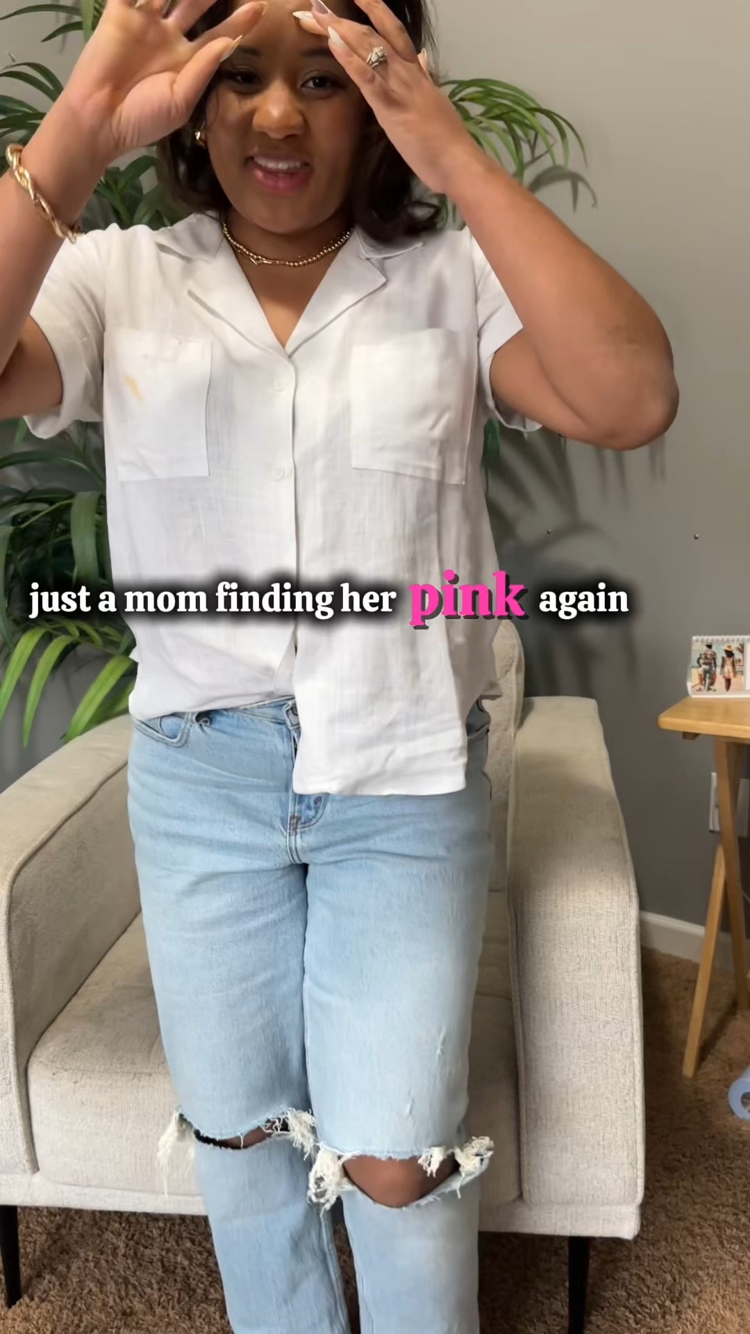 Mom finding her pink again in my new favorite pair of jeans from Abercrombie! So stylish and comfortable! #momlife #abercrombie #jeans #momfashion

#LTKGiftGuide #LTKStyleTip #LTKWorkwear