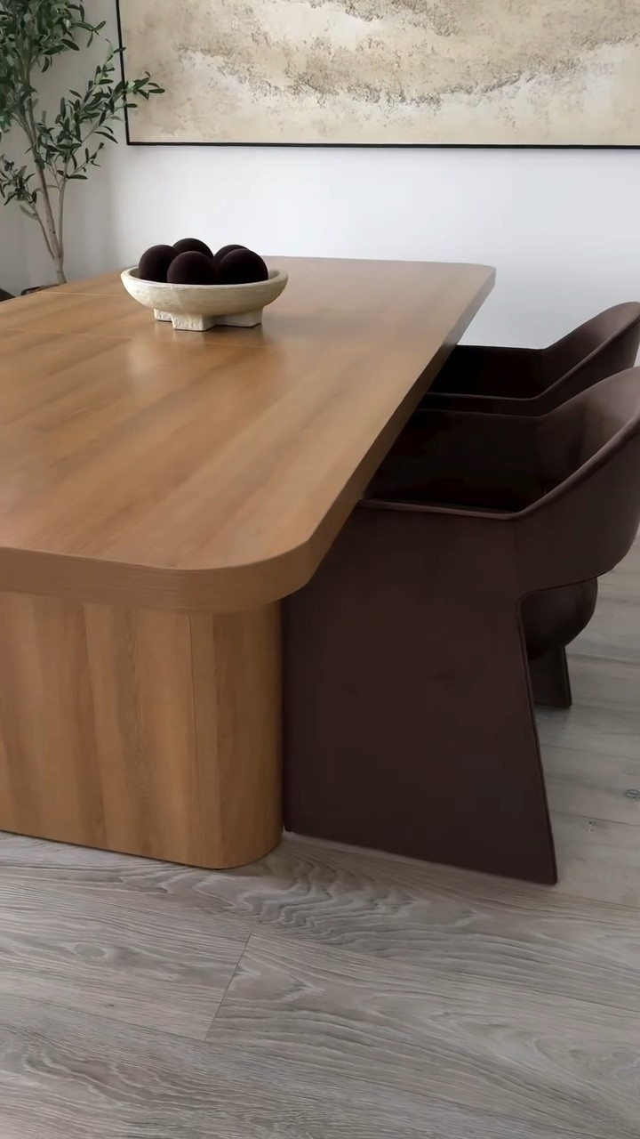 Then vs. now dining room upgrade✨
@Wayfair  @walmart 

#diningroom #diningroomdecor #diningroominspo #homeinteriors #diningroomdesign #diningtable #diningchairs #walmartfind #wayfairfinds

#LTKSaleAlert #LTKHome