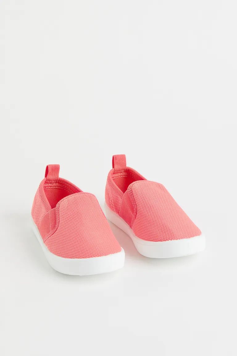 Slip-on shoes in mesh. Elasticized side panels and loop at back for easy putting on and taking of... | H&M (US + CA)