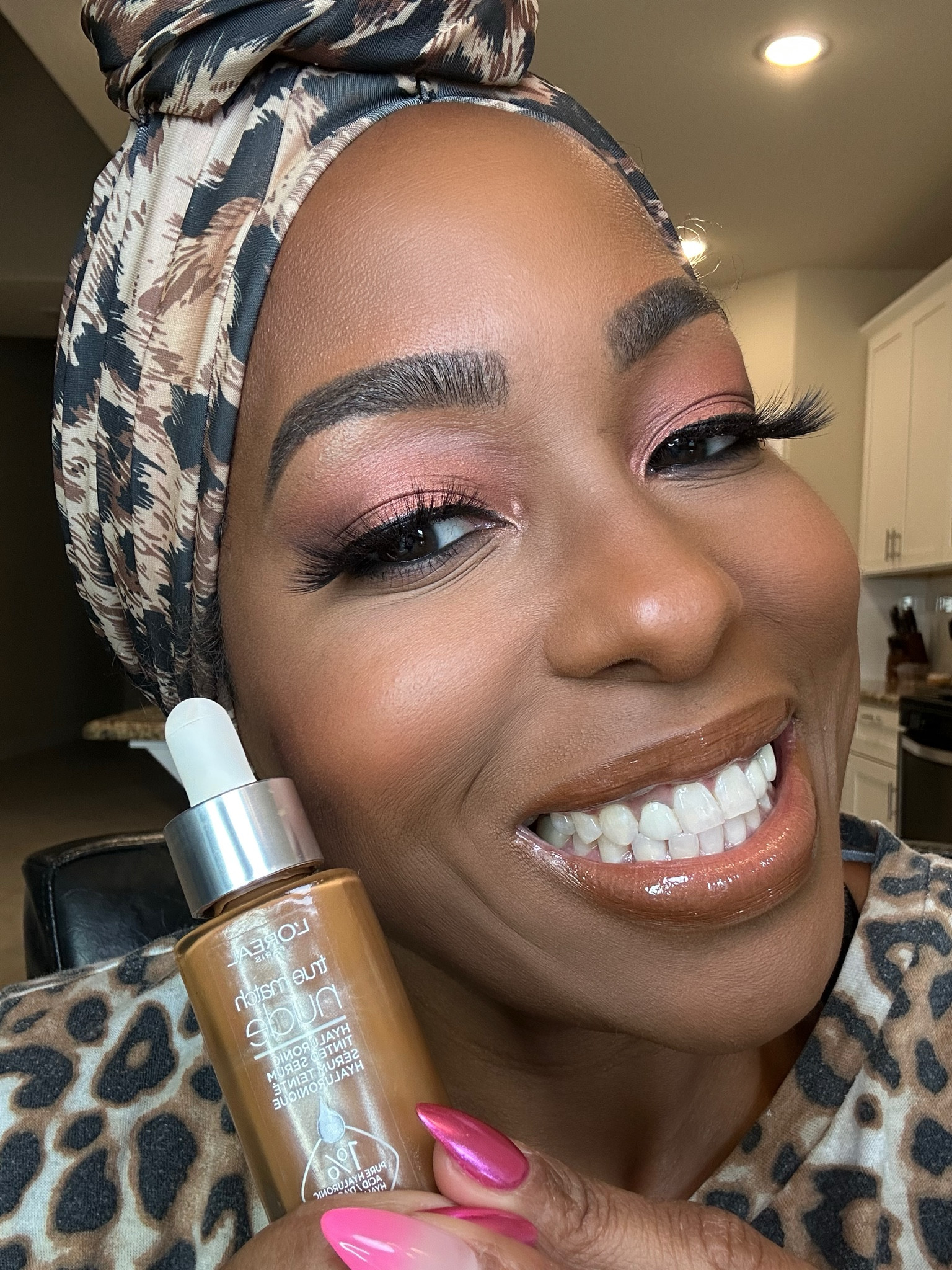 This is my fav drugstore Tinted Serum/Moisturizer! It's has 1% hyaluronic acid which helps with retaining moisture on the skin! It's gives the skin a more hydrated look and it's perfect for people with sensitive skin like me ✨

#LTKU #LTKbeauty