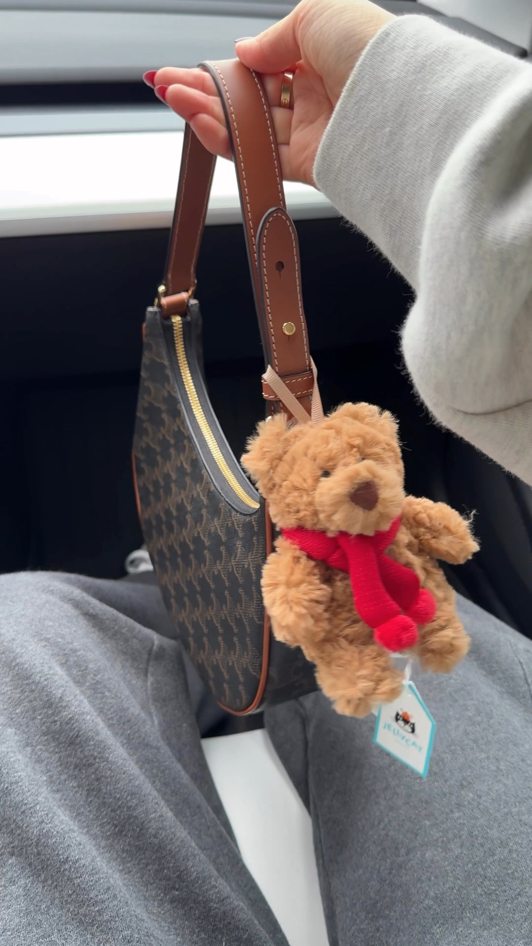 jellycat bartholomew bear christmas ornament as a bag charm 

#LTKHoliday #LTKGiftGuide #LTKItBag