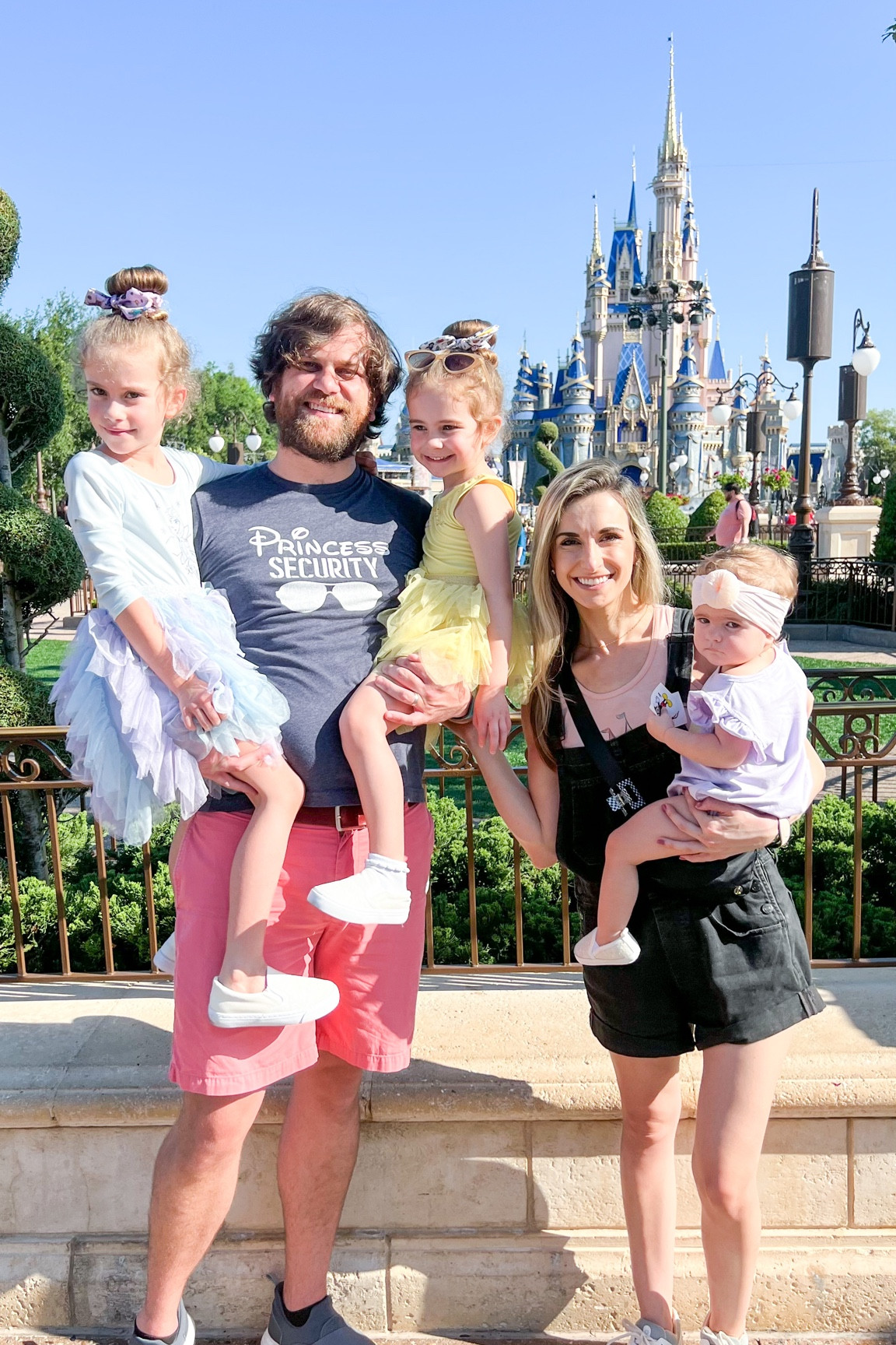 Disney Day 1: Magic Kingdom

Shop our outfits and backpack must haves here!


#LTKtravel #LTKFind #LTKfamily