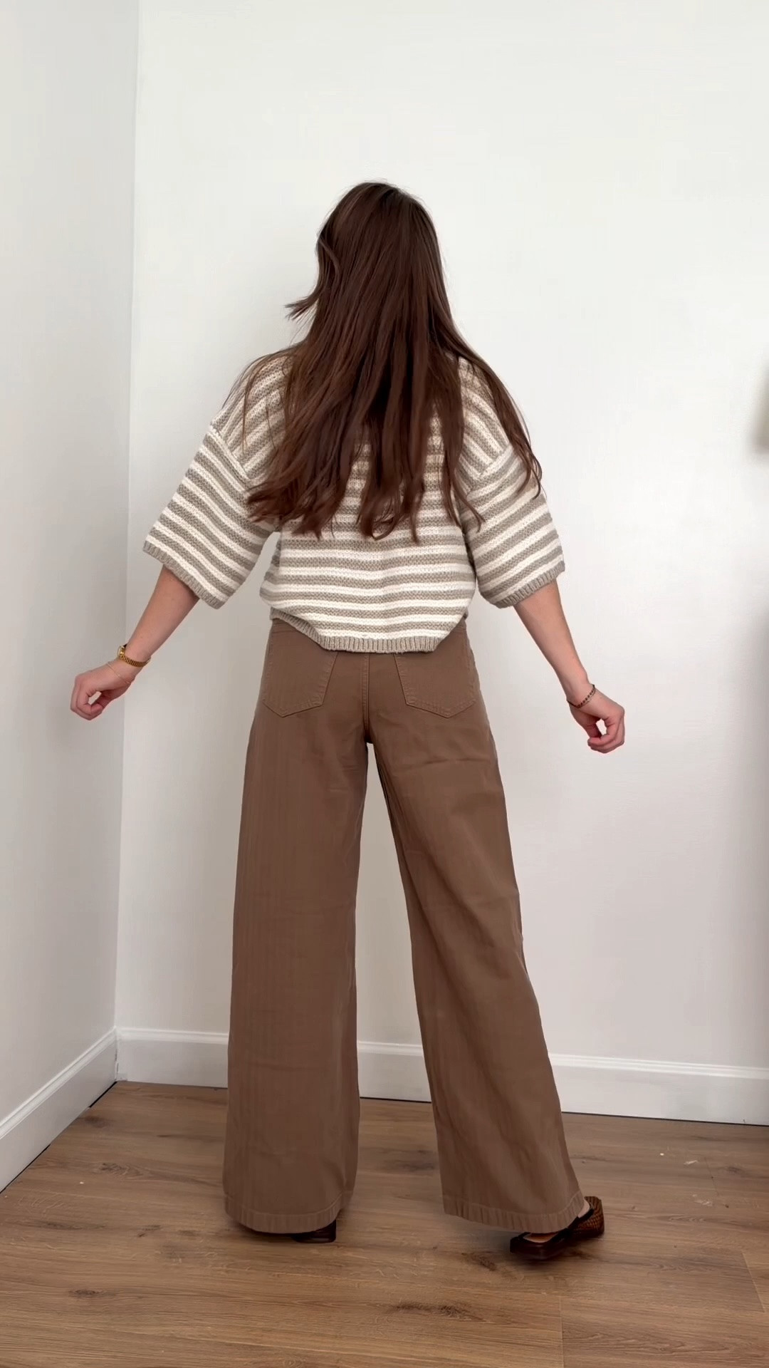 | fall fashion haul | fall capsule wardrobe | wide leg brown jeans | high rise white jeans | fall shoes |autumn outfit ideas | business casual clothes | sweater shirts |

Shirt: small
Pants: 26 regular, slightly baggier around the waist

#LTKootd #LTKgrwm #LTKWorkwear