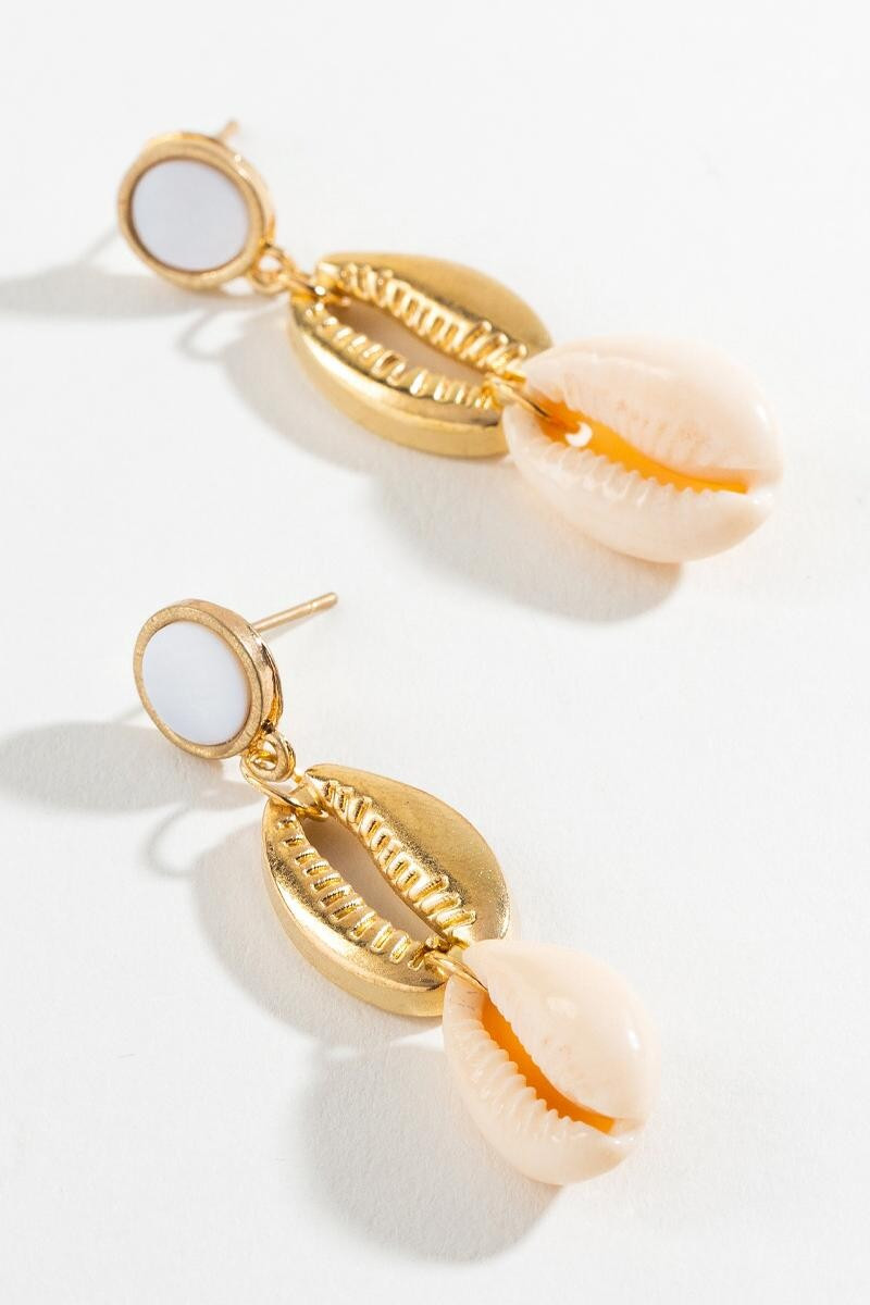 Cordelia Linear Shell Drop Earrings | Francesca’s Collections
