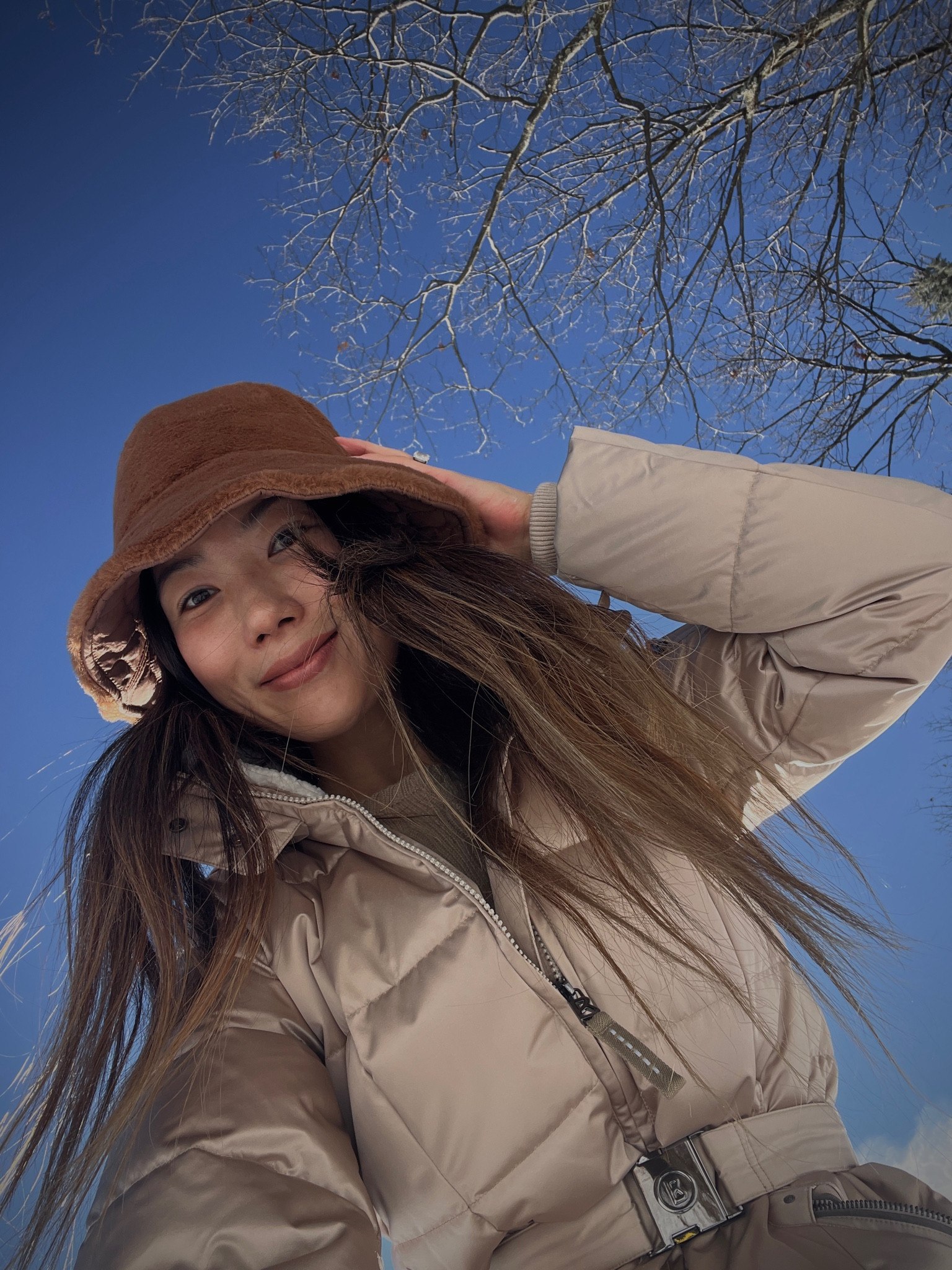 Cozy bear eco fur bucket hat🐻

#LTKFind #LTKSeasonal #LTKstyletip