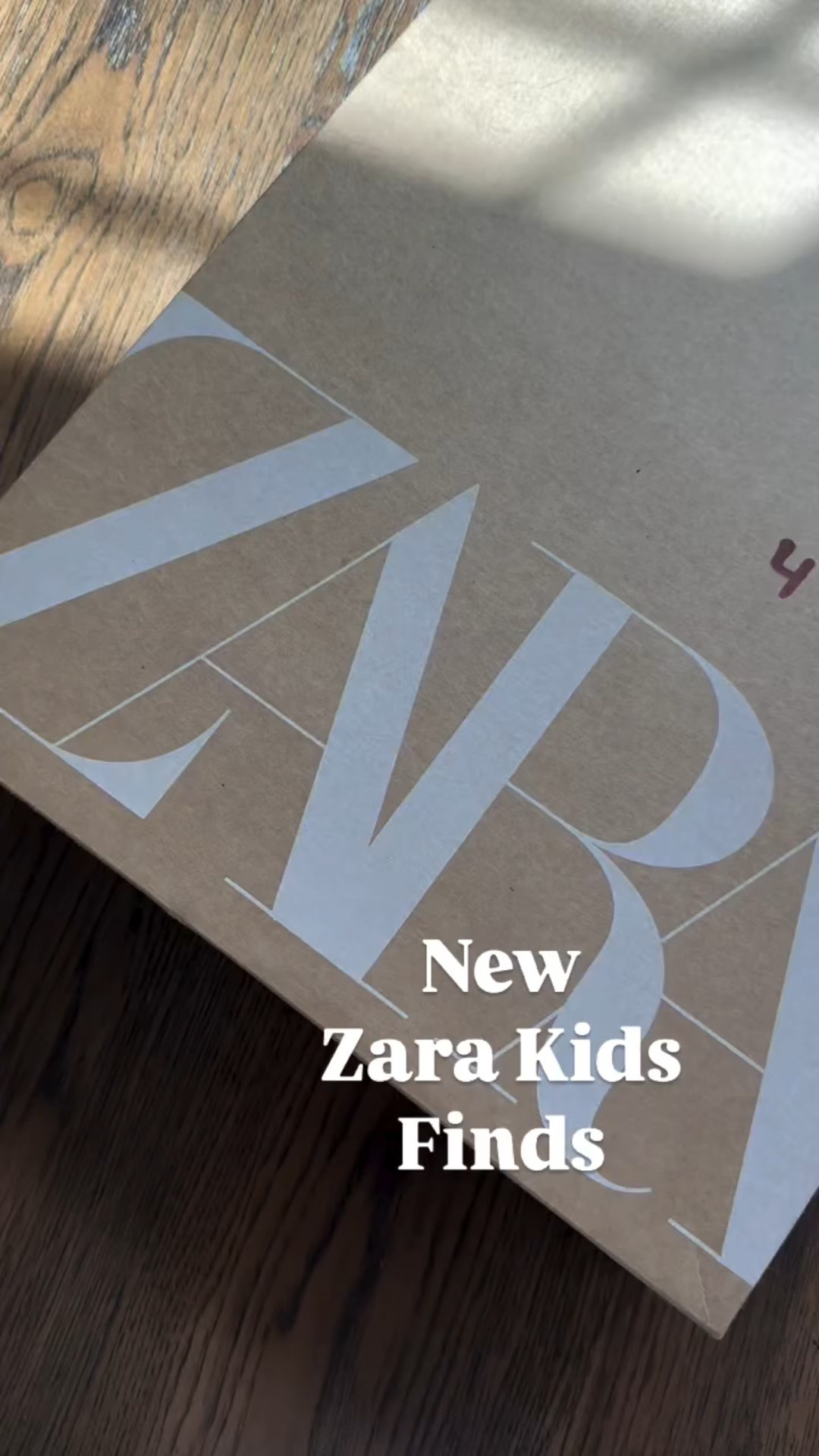 Obsessed with our latest @zarakids haul
🤩🫢

#zarakids #toddlerootd #kidsoutfitinspo #boymom #toddlerboyoutfit #zara #babyclothes #toddlerclothes #kidsclothes