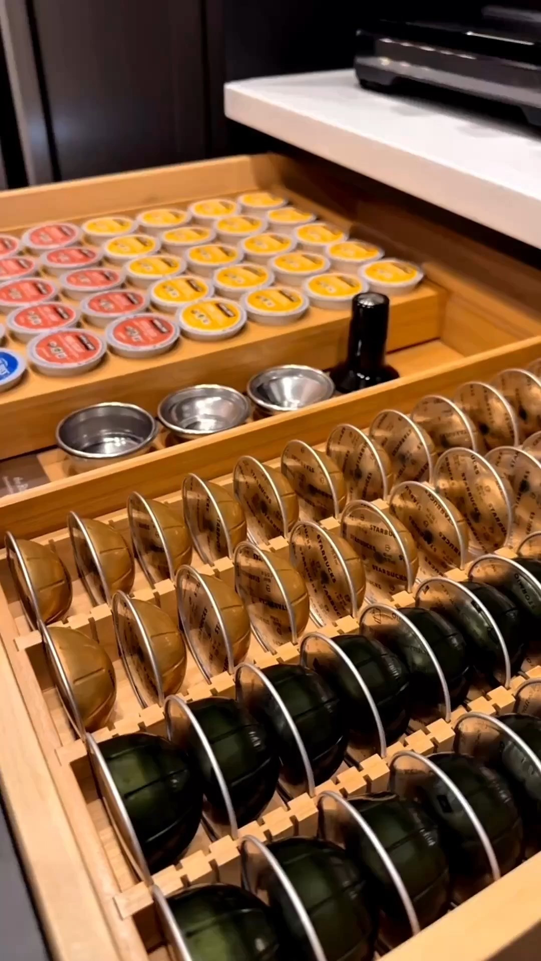 My kitchen must  haves for keeping organized. Here are a few I use daily. ❤️ 

Kitchen finds. Amazon home. Home organization. Coffee bar. Coffee lovers. Nespresso. Kitchen drawer organization. Modern kitchen  

O

#LTKFindsUnder100 #LTKHome #LTKSeasonal