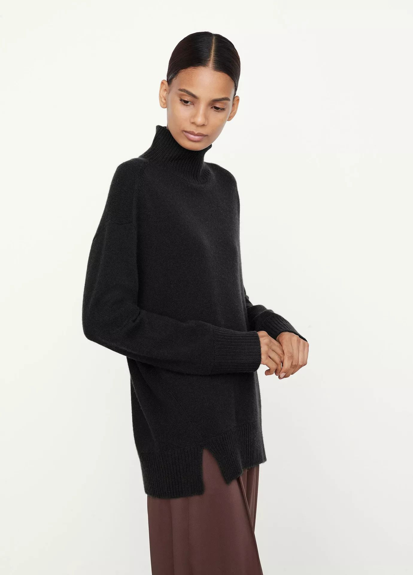 Cashmere Side-Slit Turtleneck Sweater | Vince LLC