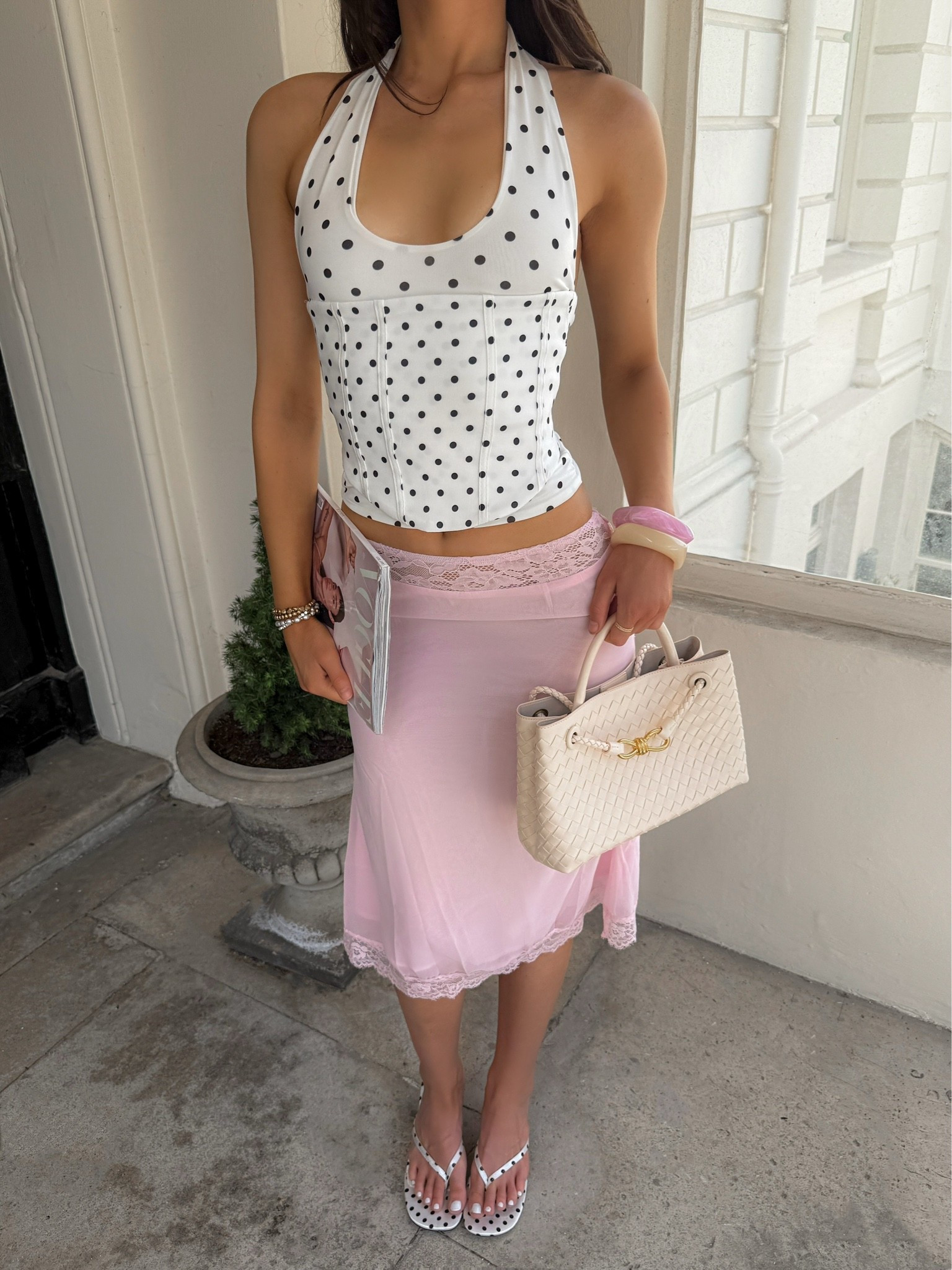 girlie summer outfits have my 🩷

#girlyoutfits #summeroutfits #polkadot #midiskirt