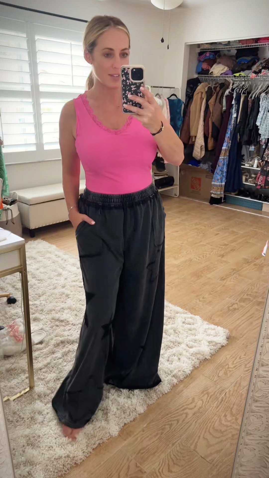 Tank top 

#LTKMidsize #LTKootd #LTKSeasonal