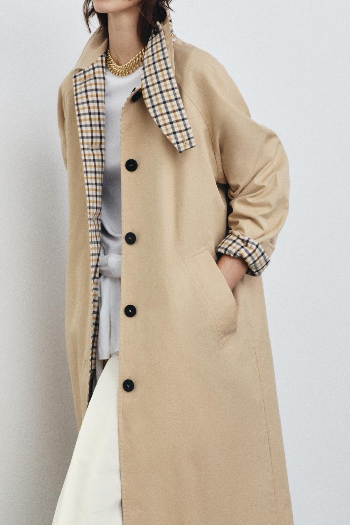 Super chic trench coat for spring, it’s reversible so the girl maths makes it 2 for the price of one?!

Picked up in a size M x 

#LTKspring #LTKwinter #LTKuk