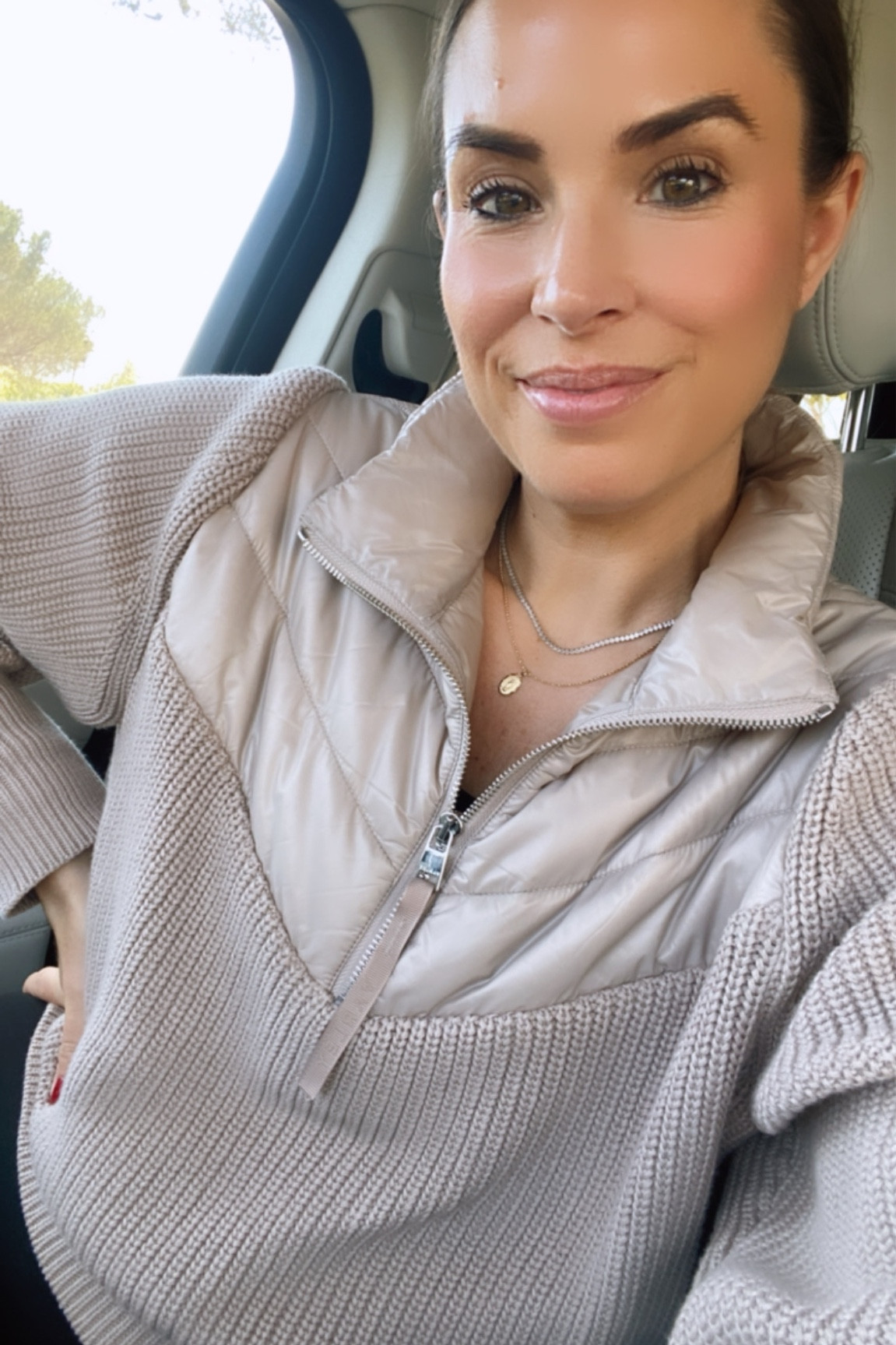 Varley pullover! Size small. 

#LTKunder100 #LTKSeasonal #LTKfit