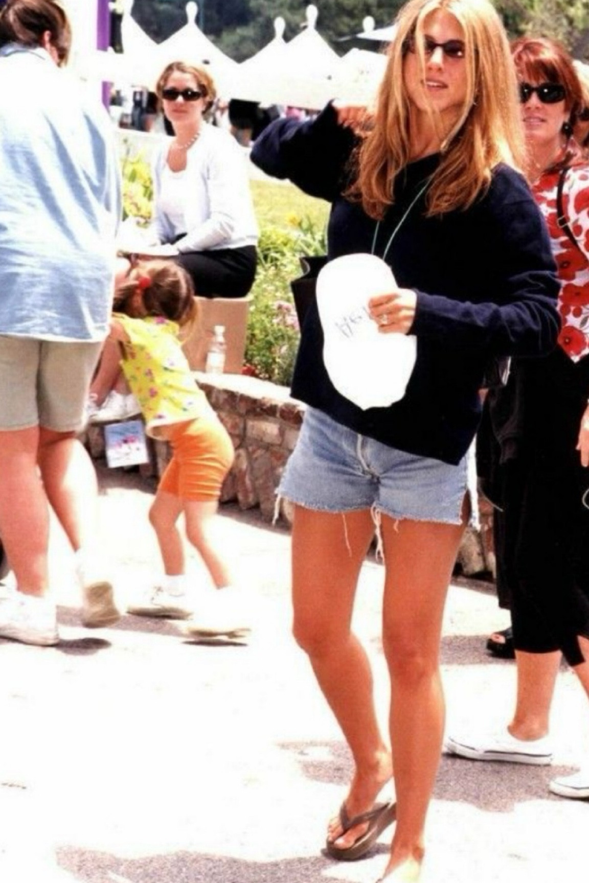 Jennifer Aniston inspired outfit Spring outfits
Crewneck sweater 
Cutoffs 
Jean shorts
Abercrombie shorts 
Ralph Lauren baseball cap
Spring casual outfits 
Weekend outfits 
90s outfits 
Summer ootd
#springoutfit #styletipsforwomen #capsulewardrobe #springoutfitideas #wheretoshop #howtostyleoutfits #springlook #abercrombiejeans #abercrombie
#capsulewardrobeoutfits #capsulecloset #comfychic #styleguideoftheweek #outfits #pinterestgirl #unchoutfitideas #whatimwearing #denimoutfits #casualchicoutfit
#letsgetdressed #summeroutfits
#2024fashion
