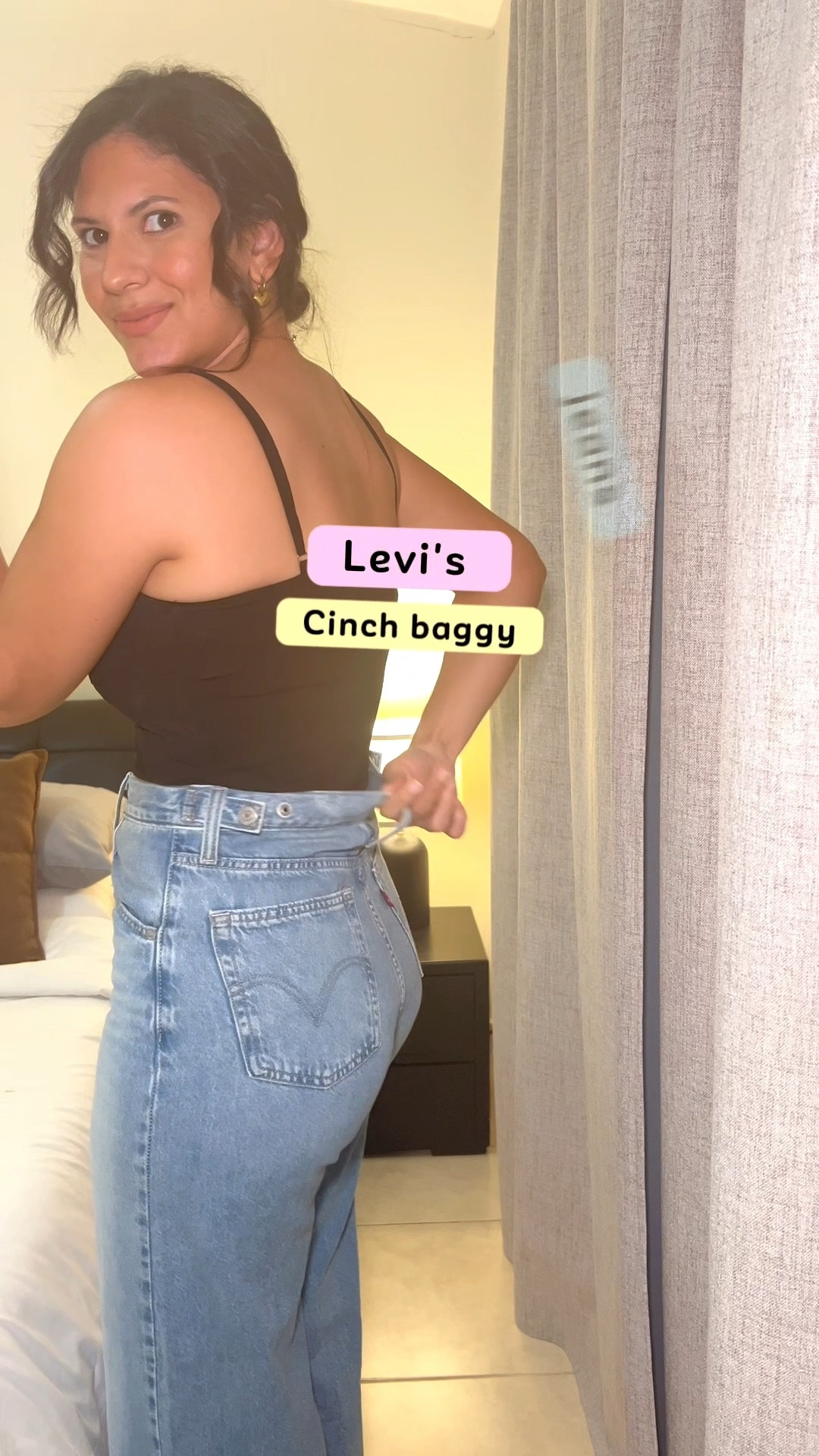 Levi's cinch baggy jeans viral 😍😳👖 | I'm wearing size 27 | I'm 5'5

#LTKGiftGuide #LTKHoliday #LTKHalloween