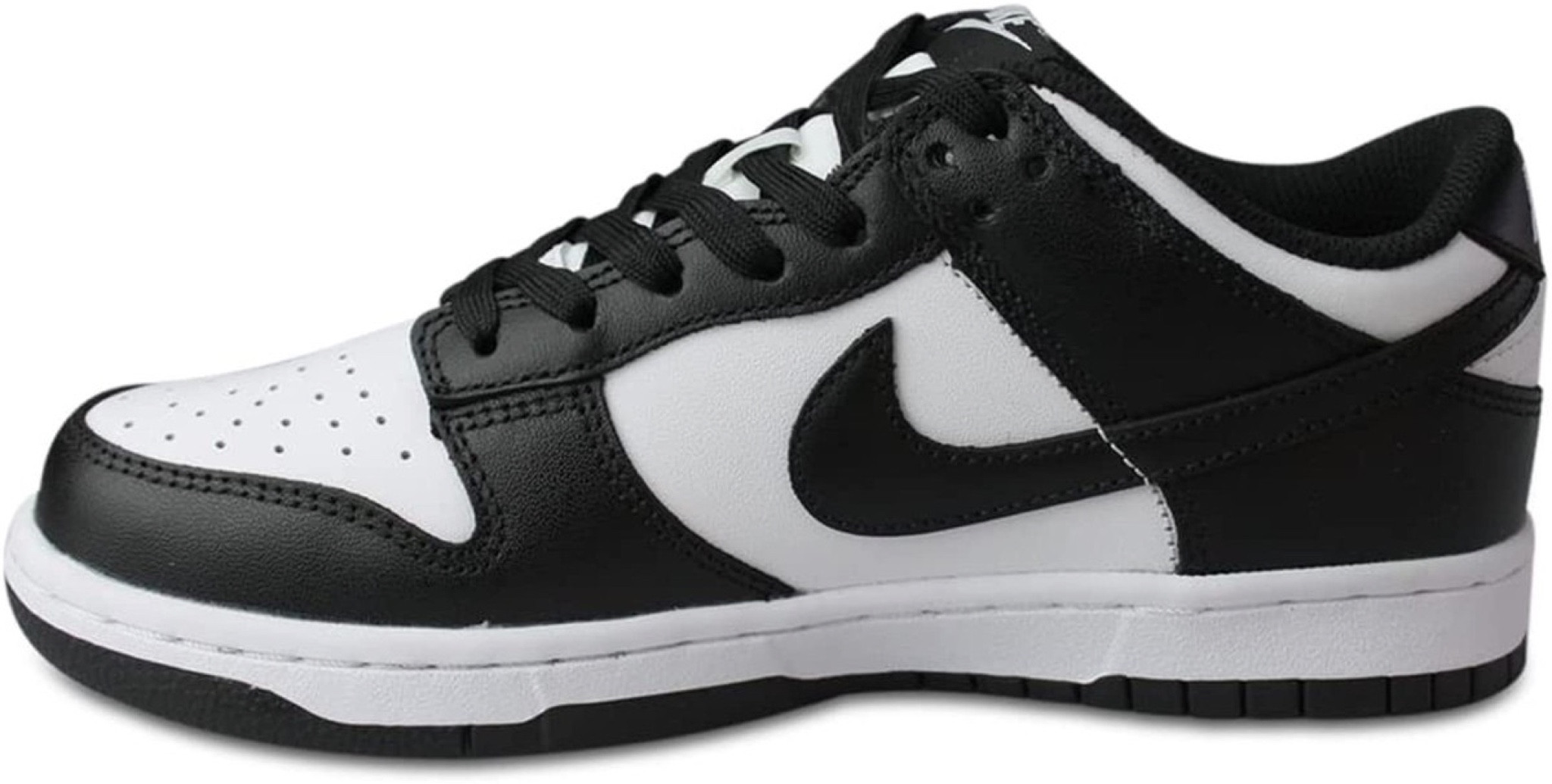 The must have Nike Pandas 

#LTKFind