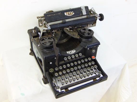 Antique Vintage ROYAL Typewriter Rare | Etsy | Etsy (US)