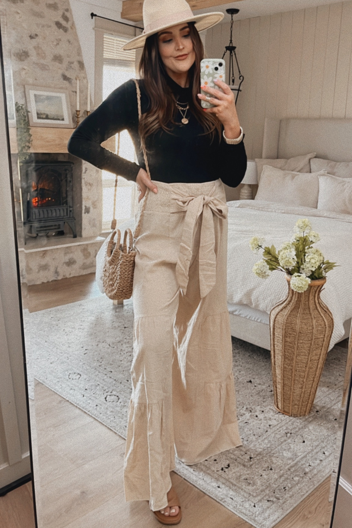 Cozy summer outfit | Cozy fall outfit | maxi dress pants | black body suit outfits 

I’m 5’6 | 128-130ish pounds
Wearing size M in body suit
Bought size L in bottoms and they are extremely oversize!! Wish I bought a small!!