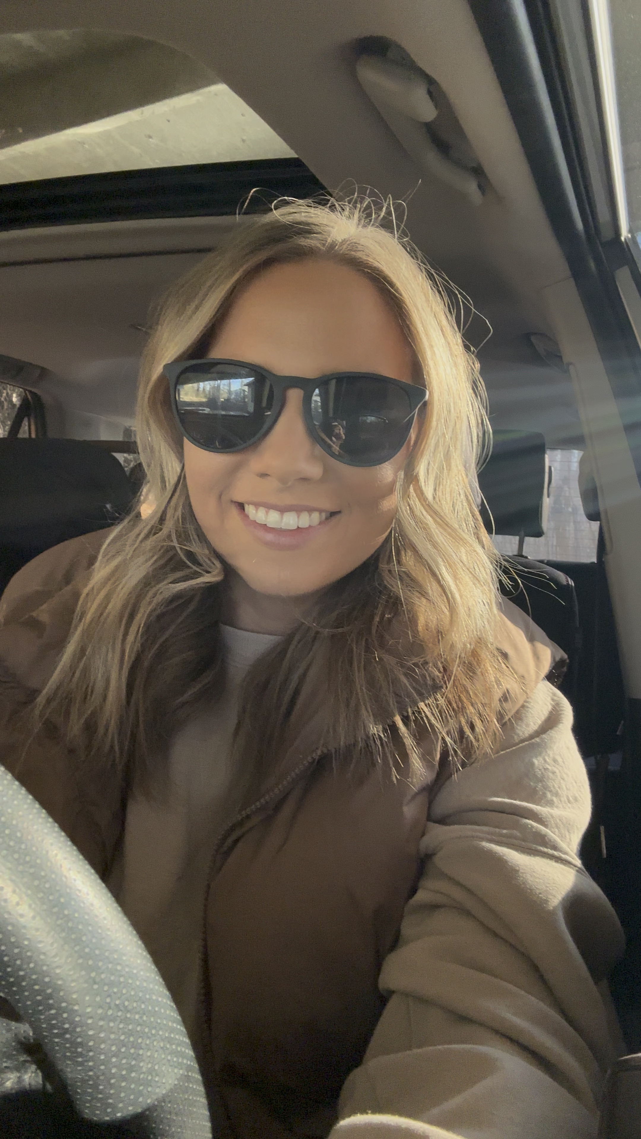 Outfit details from yesterday 🤎 Sweatshirt is old so I linked some similar ones from Amazon!

#LTKstyletip #LTKfindsunder50 #LTKVideo