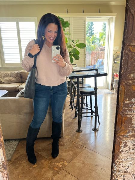 It’s almost the weekend! I’m so ready for a three day weekend and the Super Bowl!  The sleeves on this pink sweater are so fun, it runs tts for reference. 

Mom style
Teacher outfit
Affordable style

#LTKstyletip #LTKfindsunder50 #LTKover40