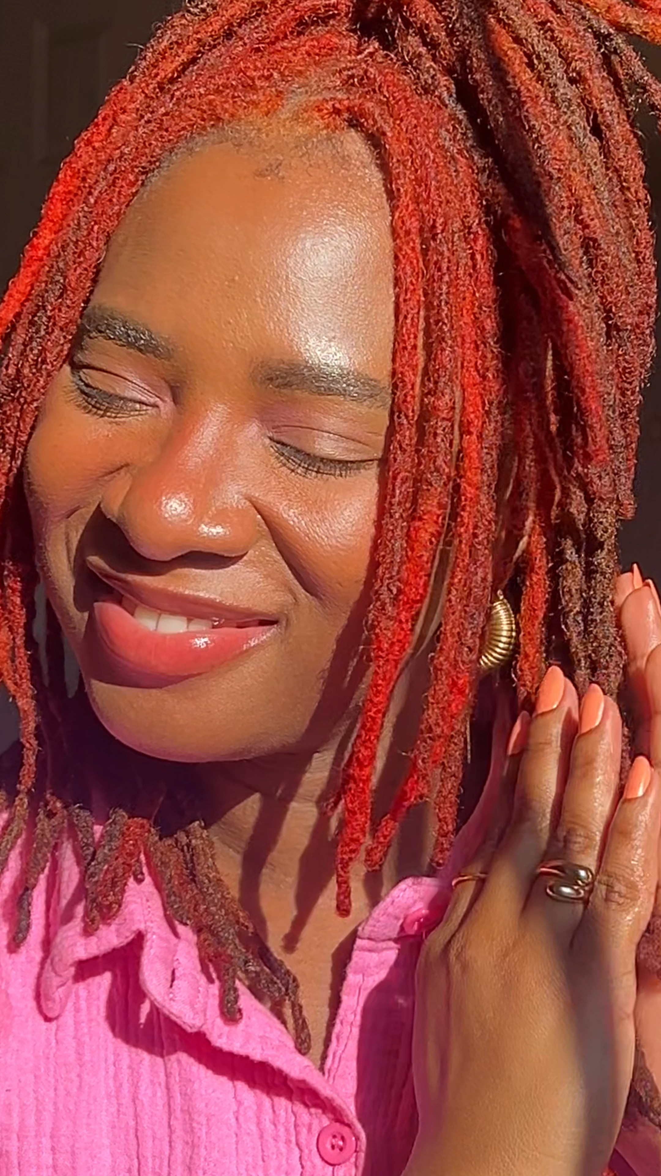 #gifted | I’m obsessed with Mane Magic Nourishing Hair Oil by @evahairnyc - it’s my secret to shiny, healthy-looking, and fragrant locs all day, every day! 💁‍♀️ This miracle oil is powered by argan oil and coconut oil, absorbing instantly into my hair without weighing it down. Plus, it’s dermatologist-tested and safe for skin too. I’m in love with Mane Magic for all these reasons! ❤️ 

Check it out in my LTK shop (link in bio)! 

#evanyc #helloimeva #manemagic #hairgoals #shinyhair #healthyhair #haircare #hairinspo #locs #locstyles #locstylesforwomen

#LTKBeauty #LTKVideo