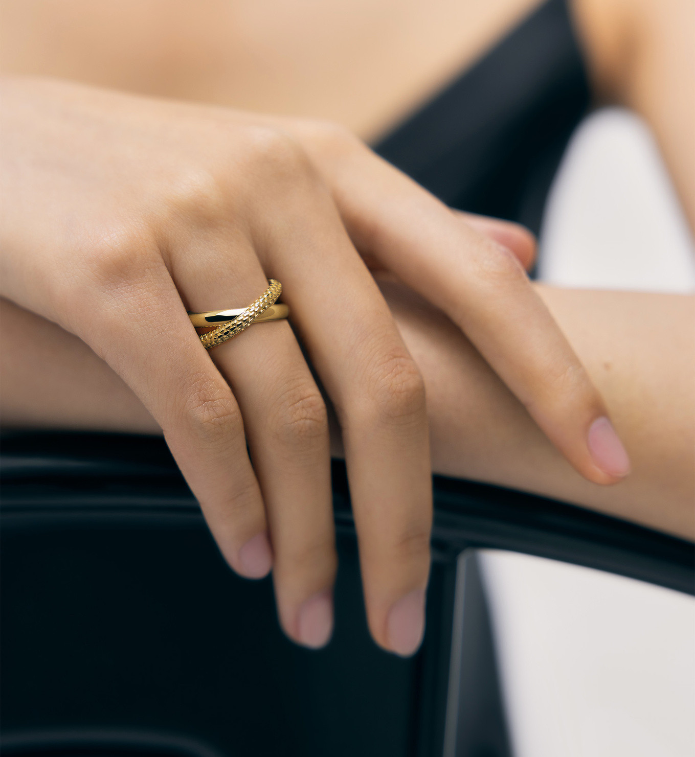 Heirloom Crossover Ring | Monica Vinader (Global)