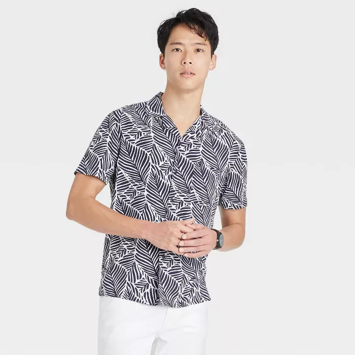 Men's Standard Fit Camp Collar Short Sleeve Button-Down Shirt - Goodfellow & Co™ | Target