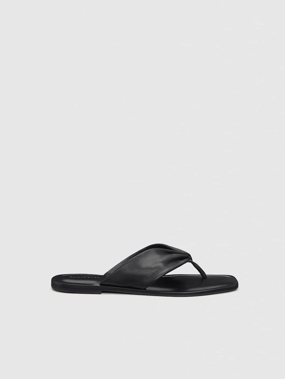 Larsen Thong Sandal | Reformation (Global)