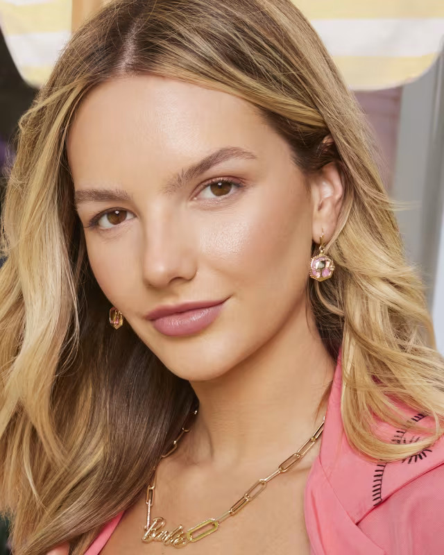 Barbie™ x Kendra Scott Gold Drop Earrings in Pink Iridescent Glitter Glass | Kendra Scott